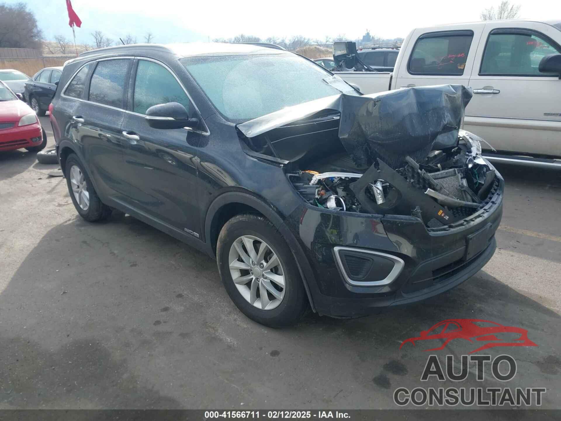 KIA SORENTO 2017 - 5XYPGDA50HG328133