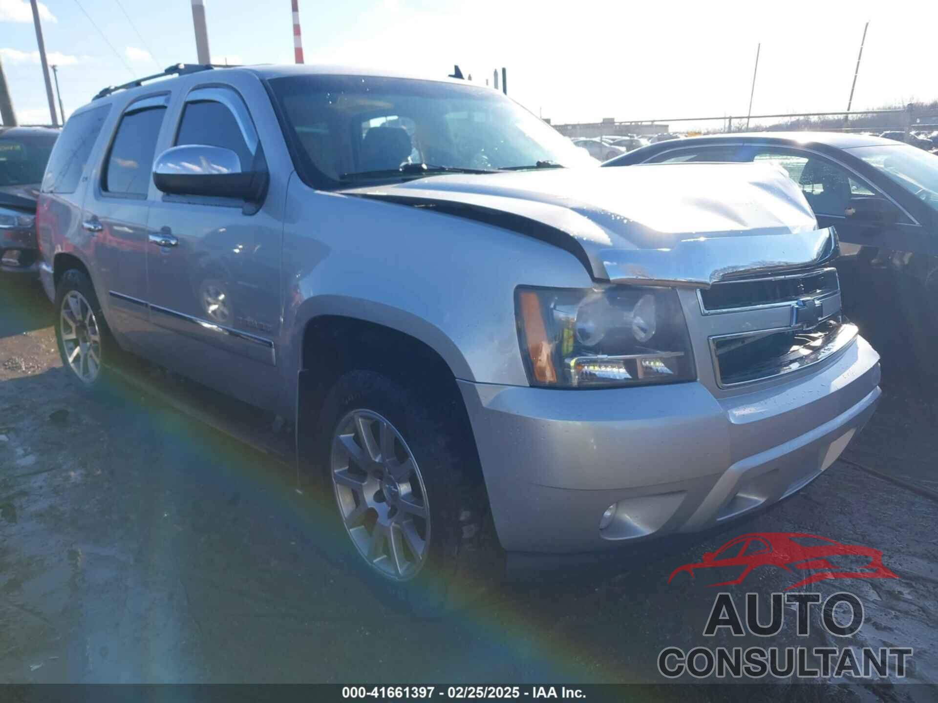 CHEVROLET TAHOE 2011 - 1GNSKCE06BR272829