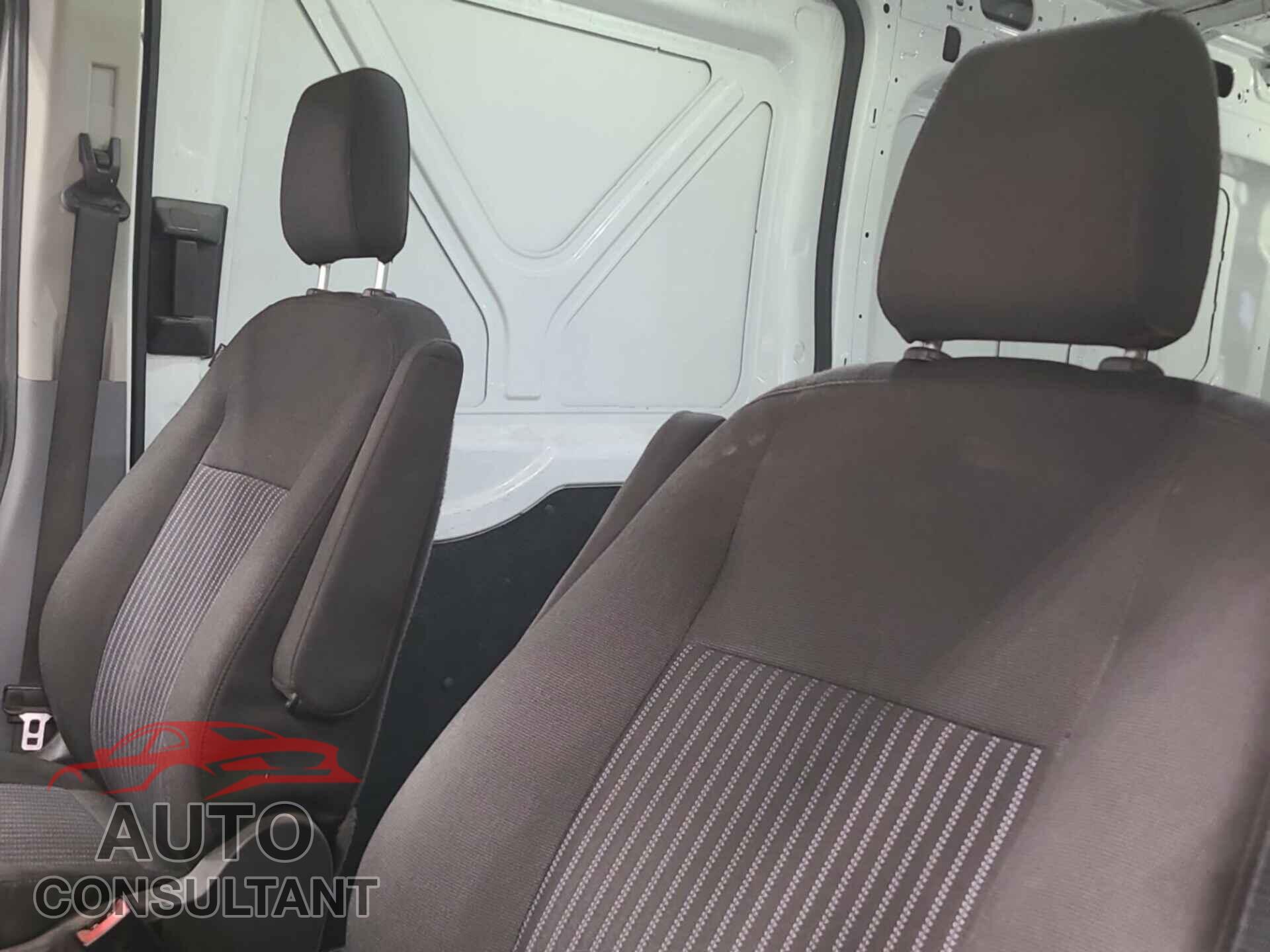 FORD TRANSIT 2017 - 1FTYR2CG9HKB03642