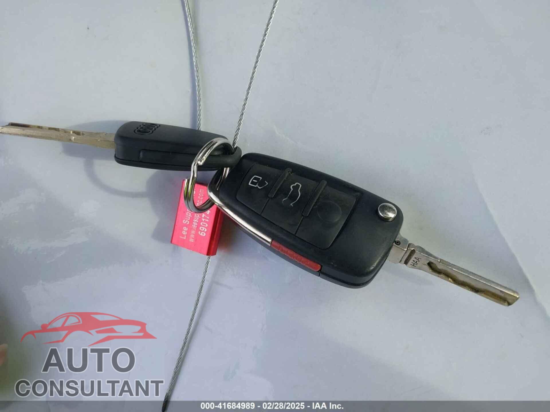 AUDI A3 2011 - WAUDFAFM7BA148981