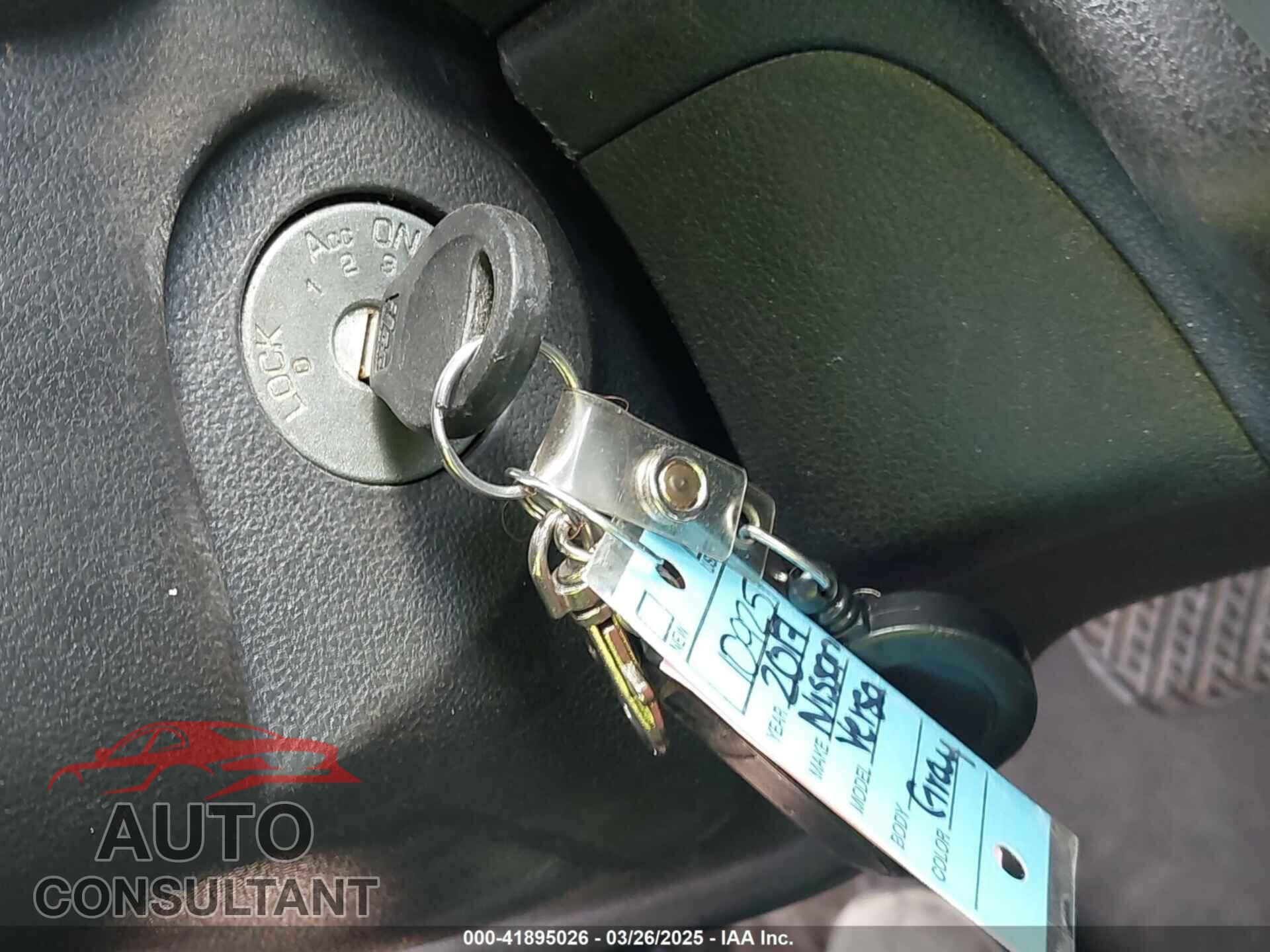 NISSAN VERSA NOTE 2017 - 3N1CE2CP8HL376689