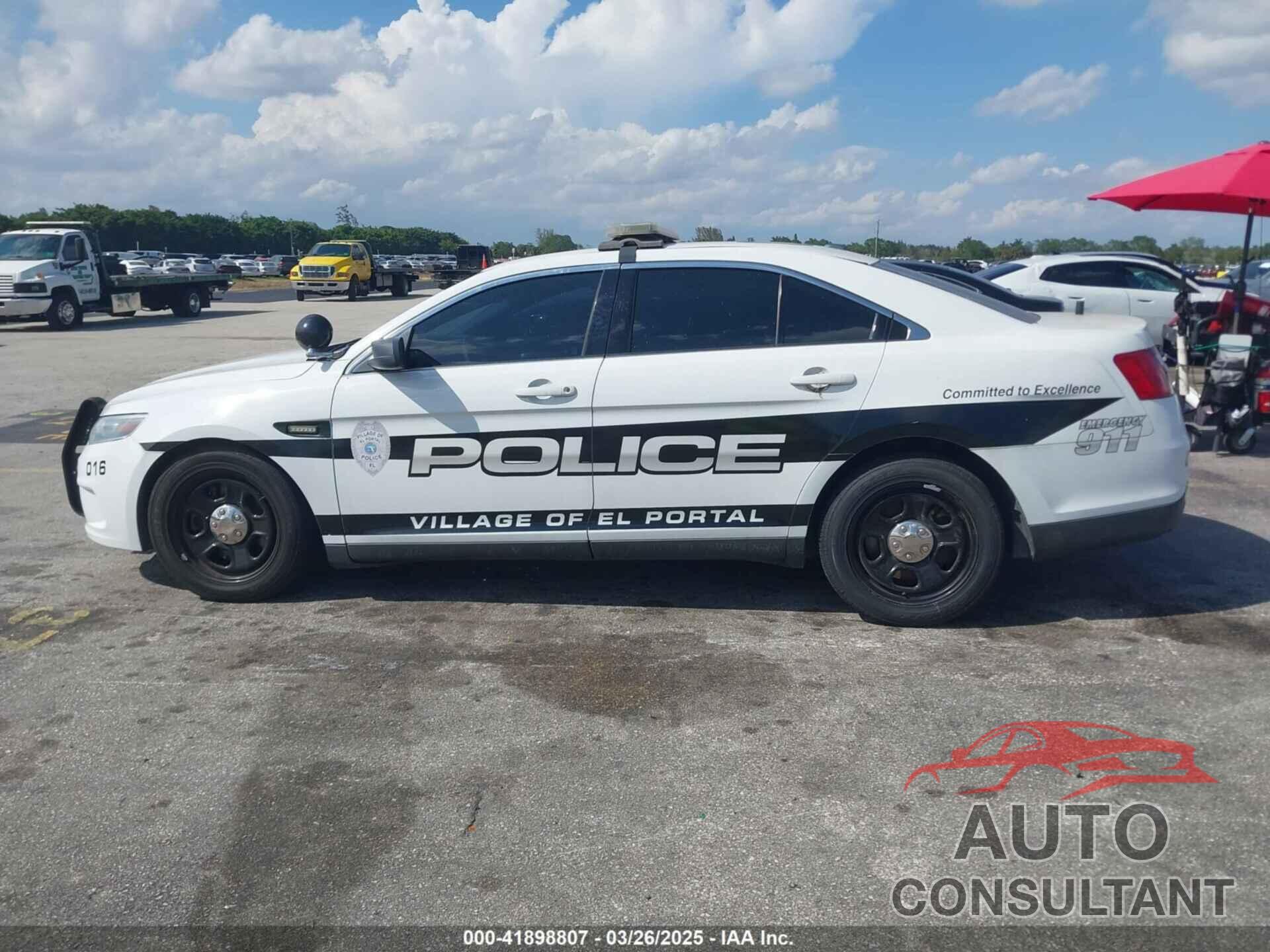 FORD POLICE INTERCEPTOR 2017 - 1FAHP2L87HG133682