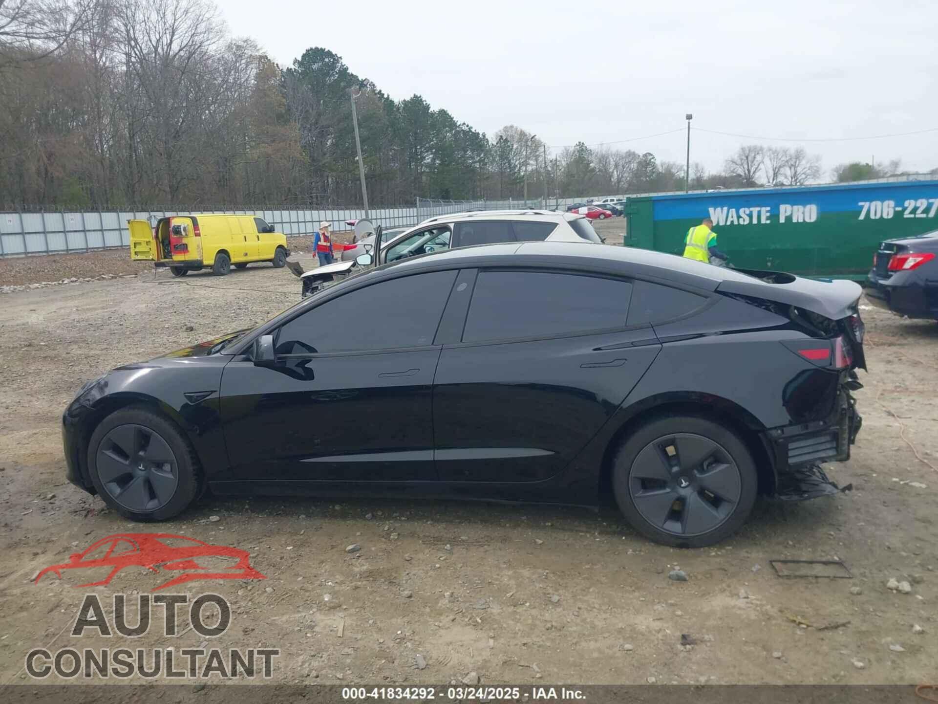 TESLA MODEL 3 2023 - 5YJ3E1EA7PF550202