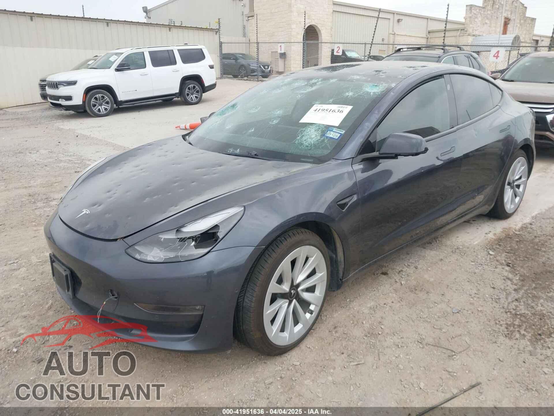 TESLA MODEL 3 2022 - 5YJ3E1EB9NF208420