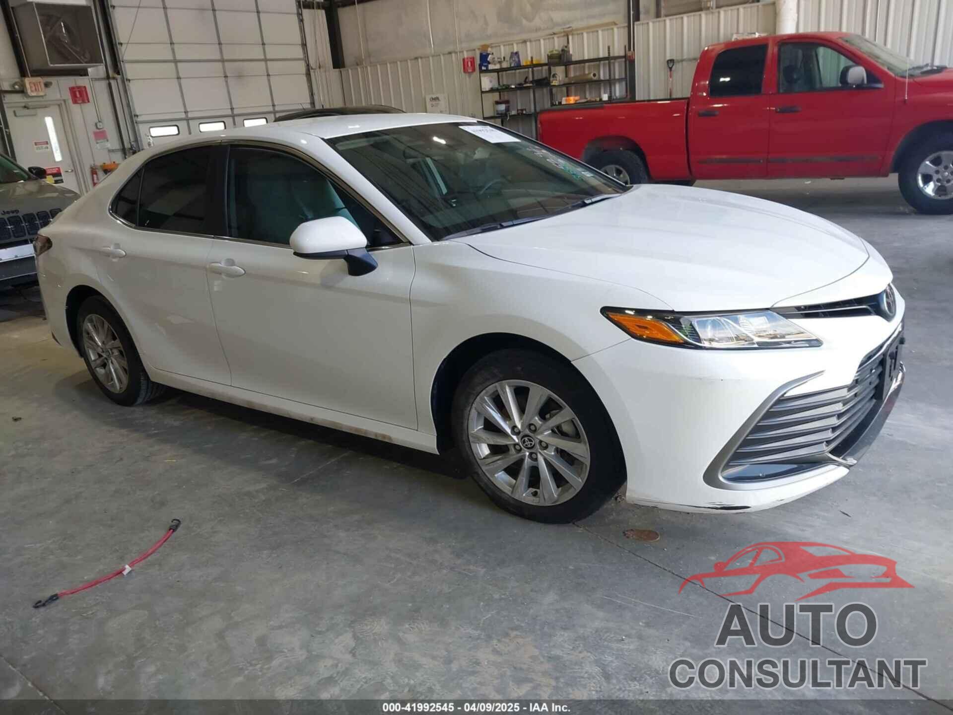 TOYOTA CAMRY 2024 - 4T1C11AK0RU195292