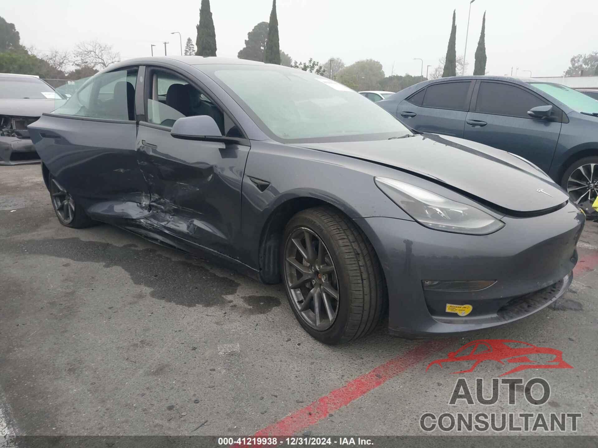 TESLA MODEL 3 2022 - 5YJ3E1EB8NF171103