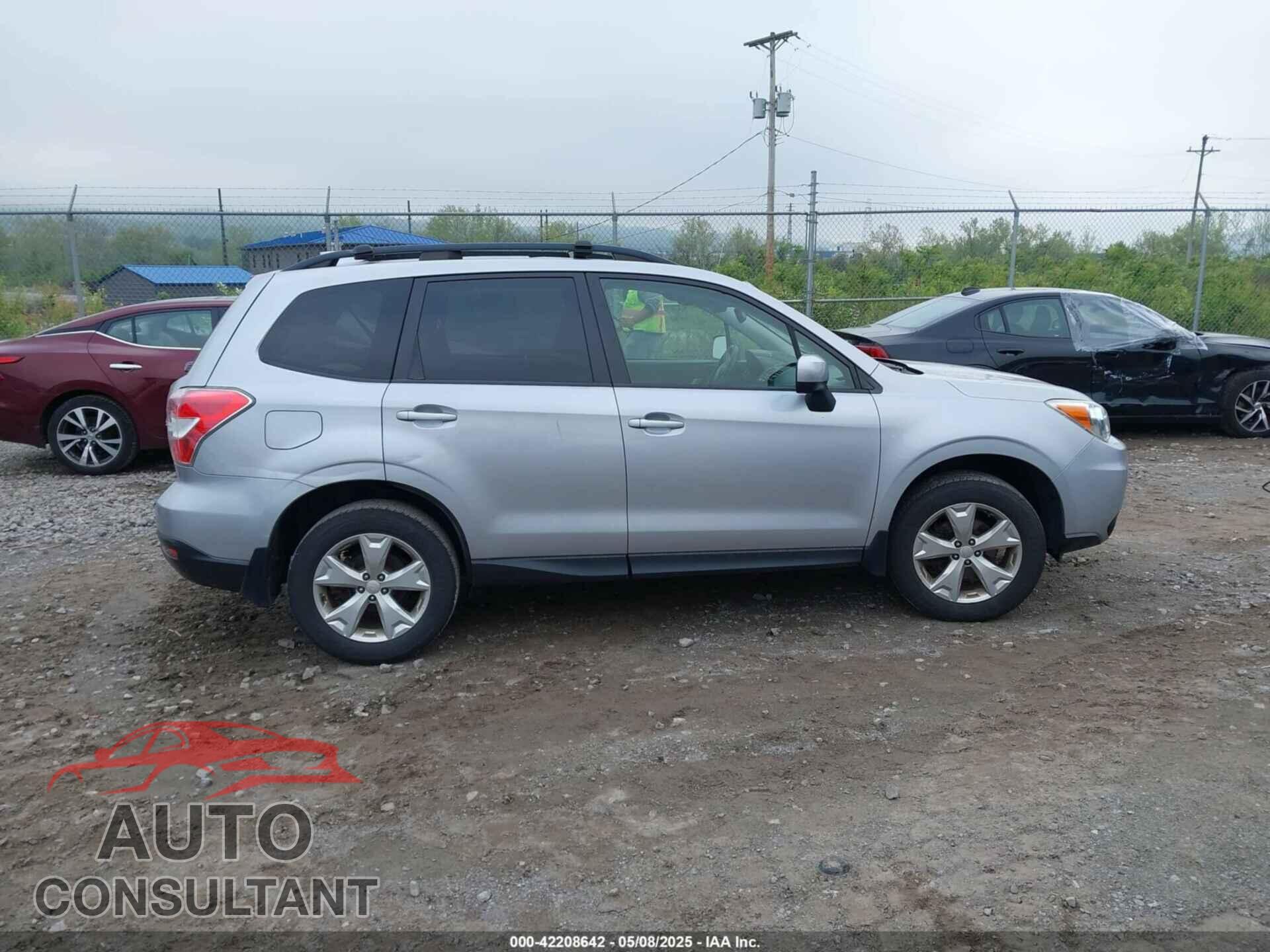 SUBARU FORESTER 2016 - JF2SJAFC7GH525681