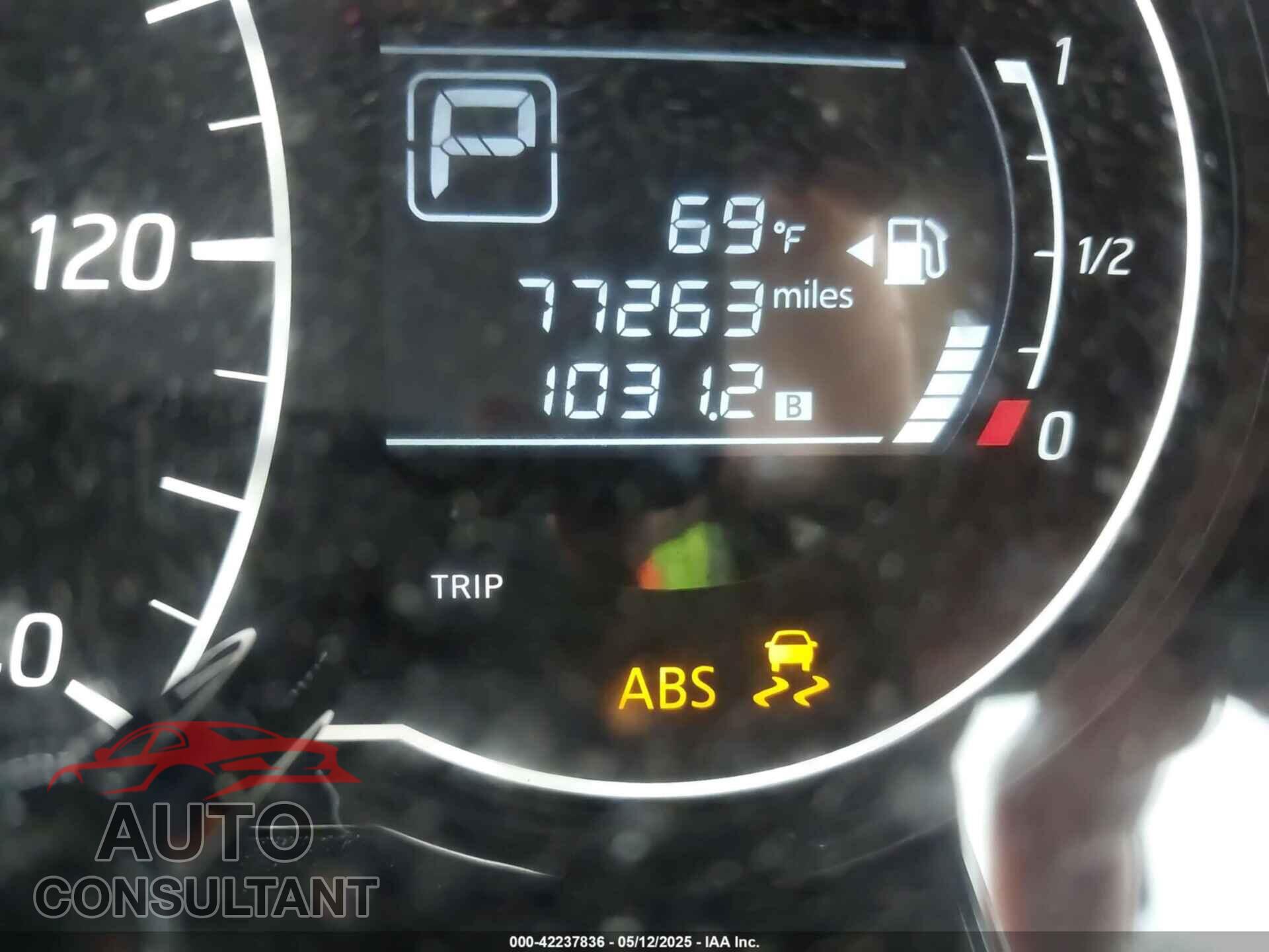 NISSAN VERSA NOTE 2016 - 3N1CE2CP3GL383371
