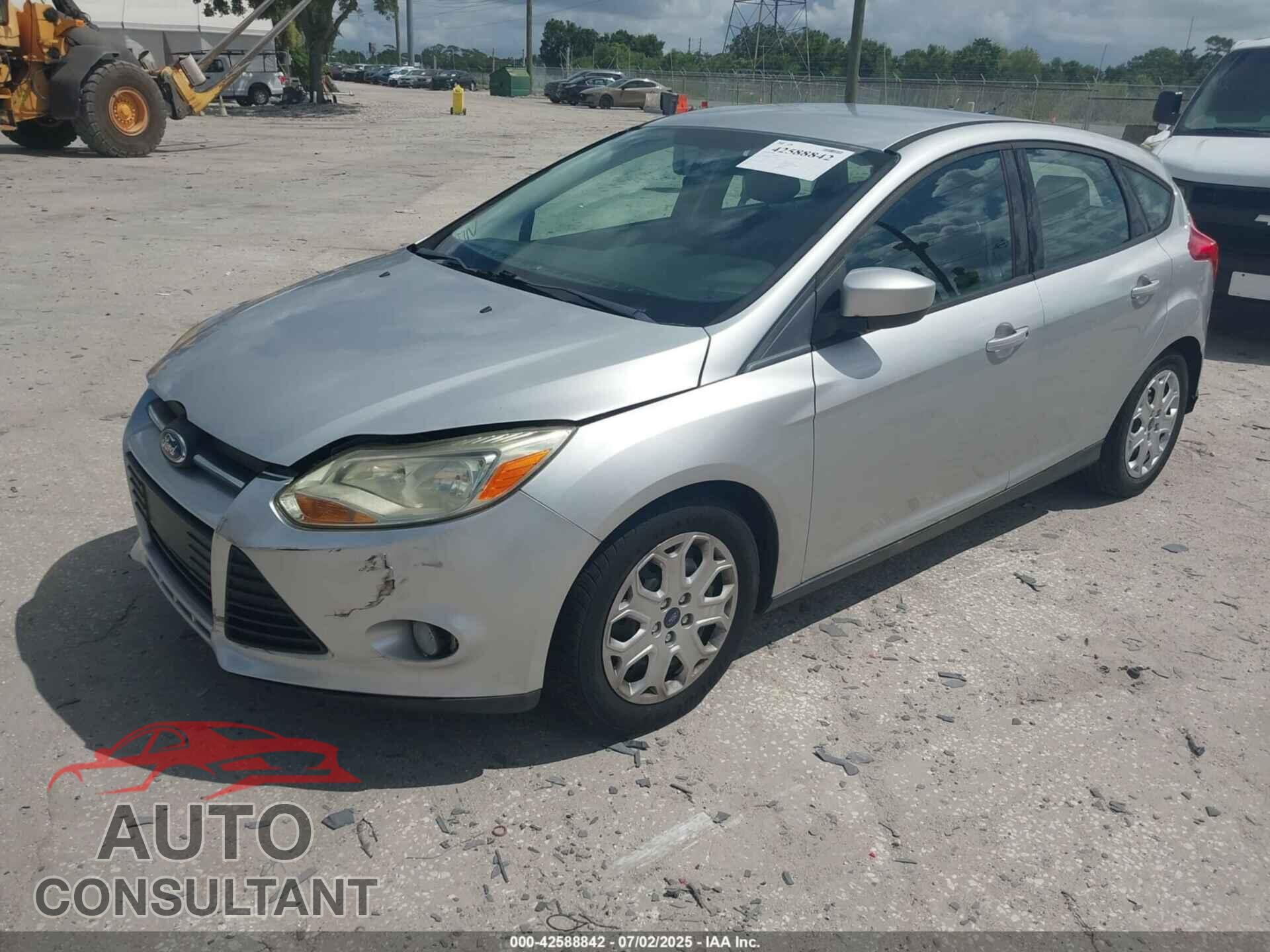 FORD FOCUS 2012 - 1FAHP3K28CL381135