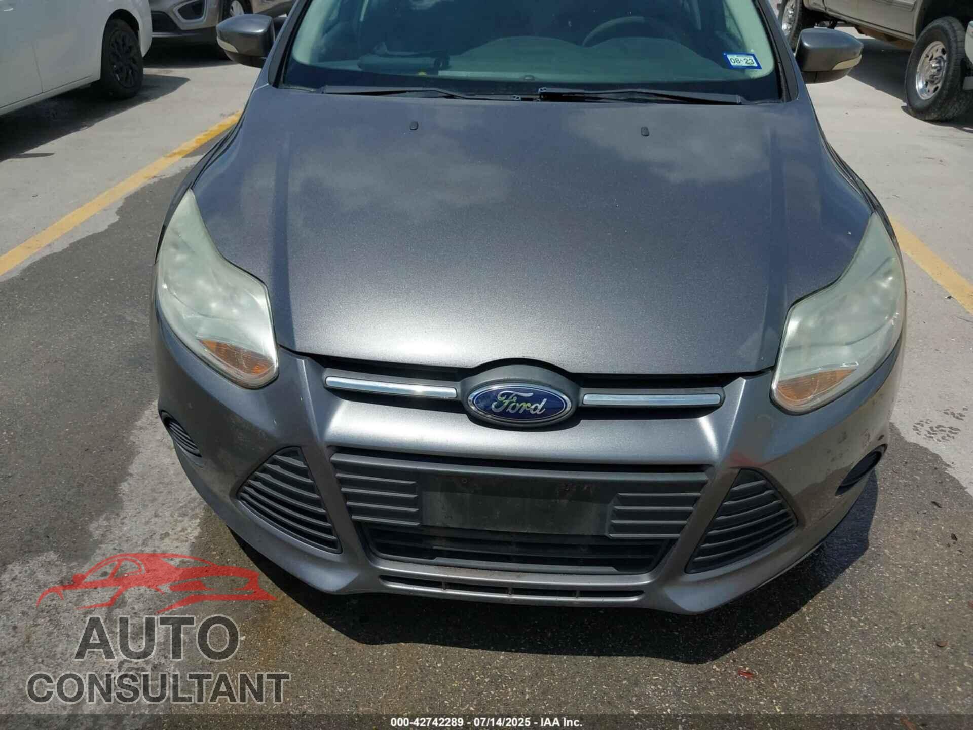 FORD FOCUS 2014 - 1FADP3K26EL305527