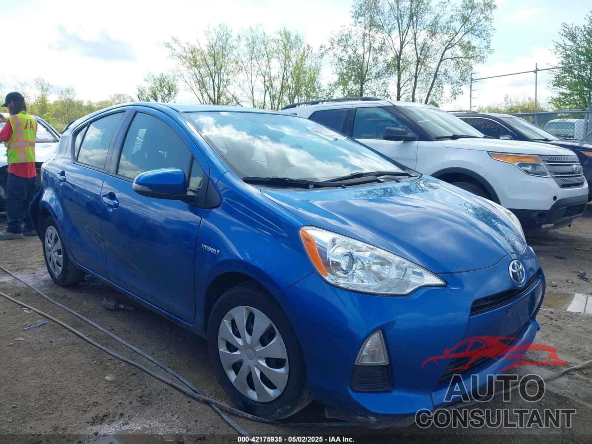 TOYOTA PRIUS C 2013 - JTDKDTB34D1548461