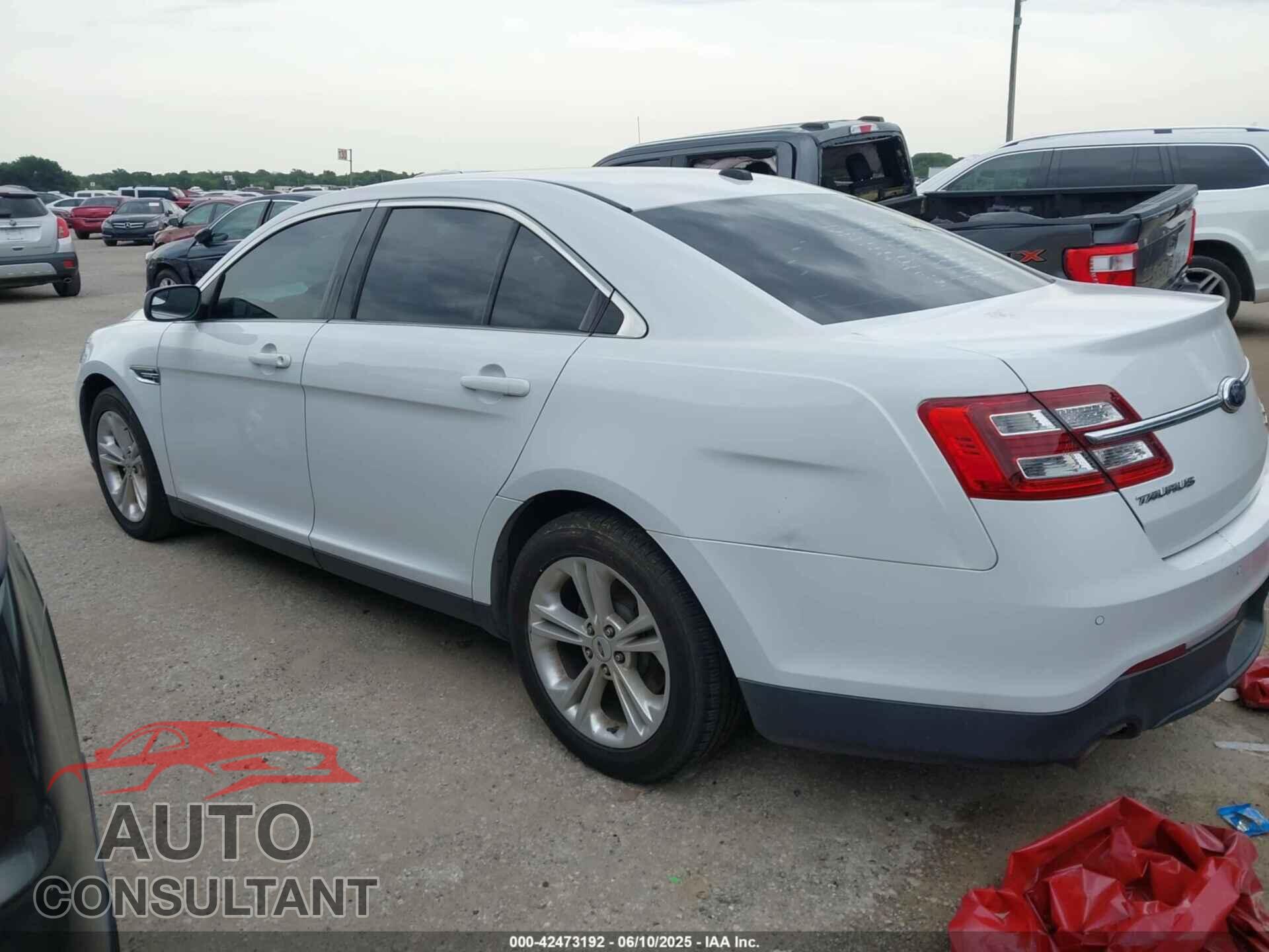 FORD TAURUS 2013 - 1FAHP2E88DG231806