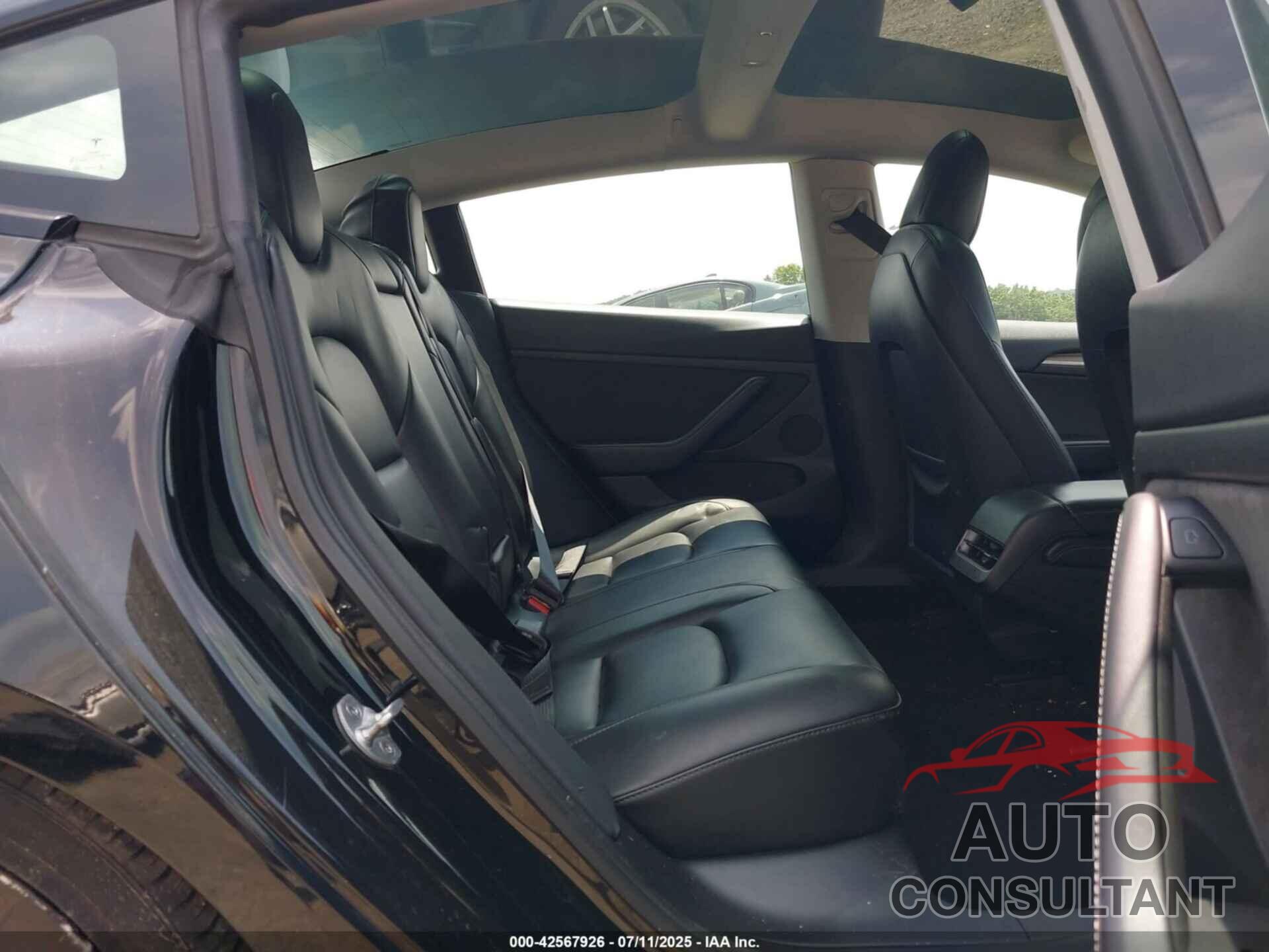 TESLA MODEL 3 2022 - 5YJ3E1EB2NF119661