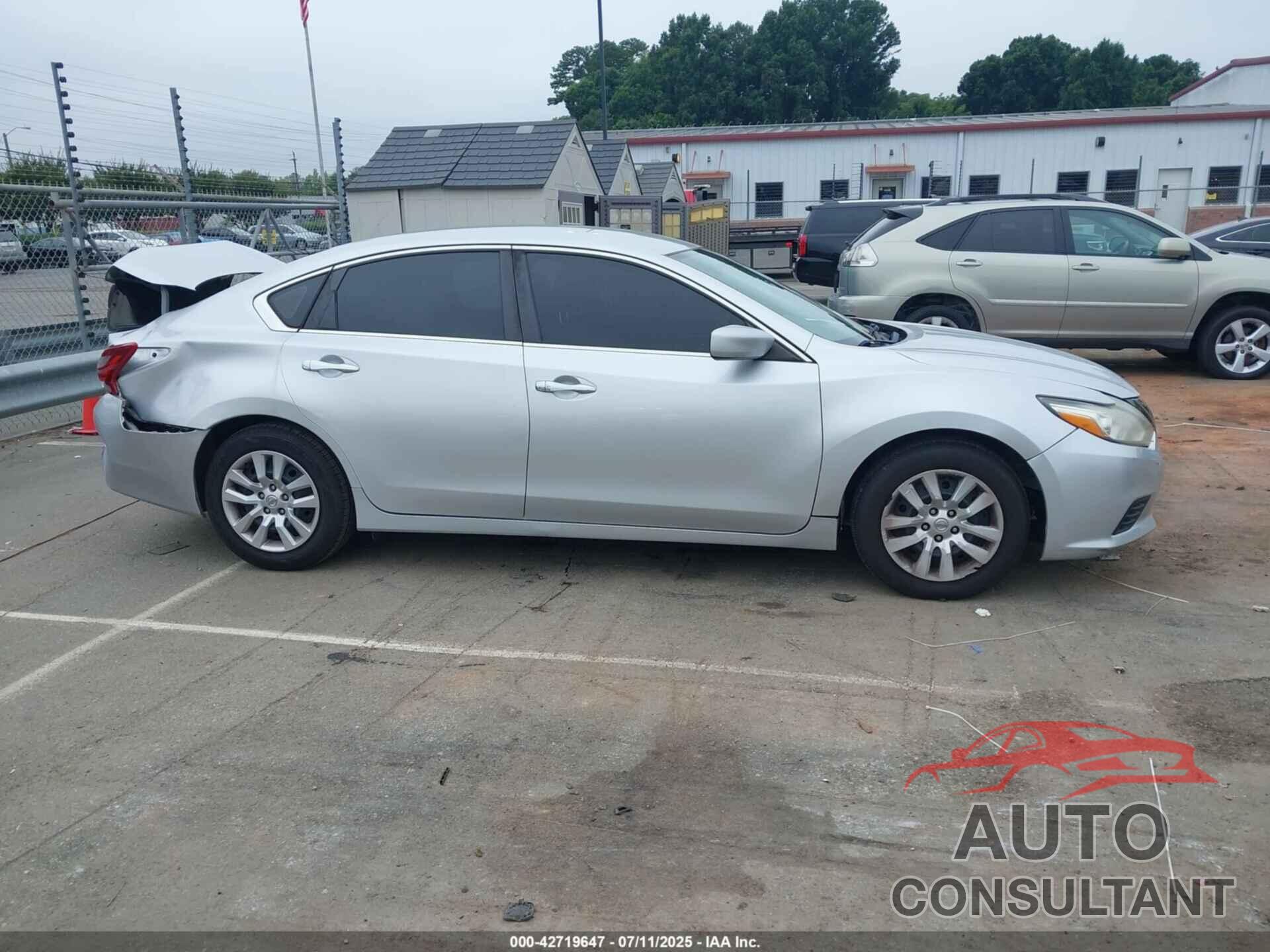 NISSAN ALTIMA 2018 - 1N4AL3AP1JC207169