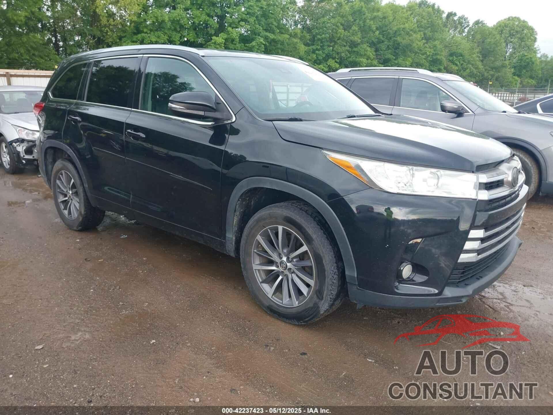 TOYOTA HIGHLANDER 2018 - 5TDKZRFH5JS540409