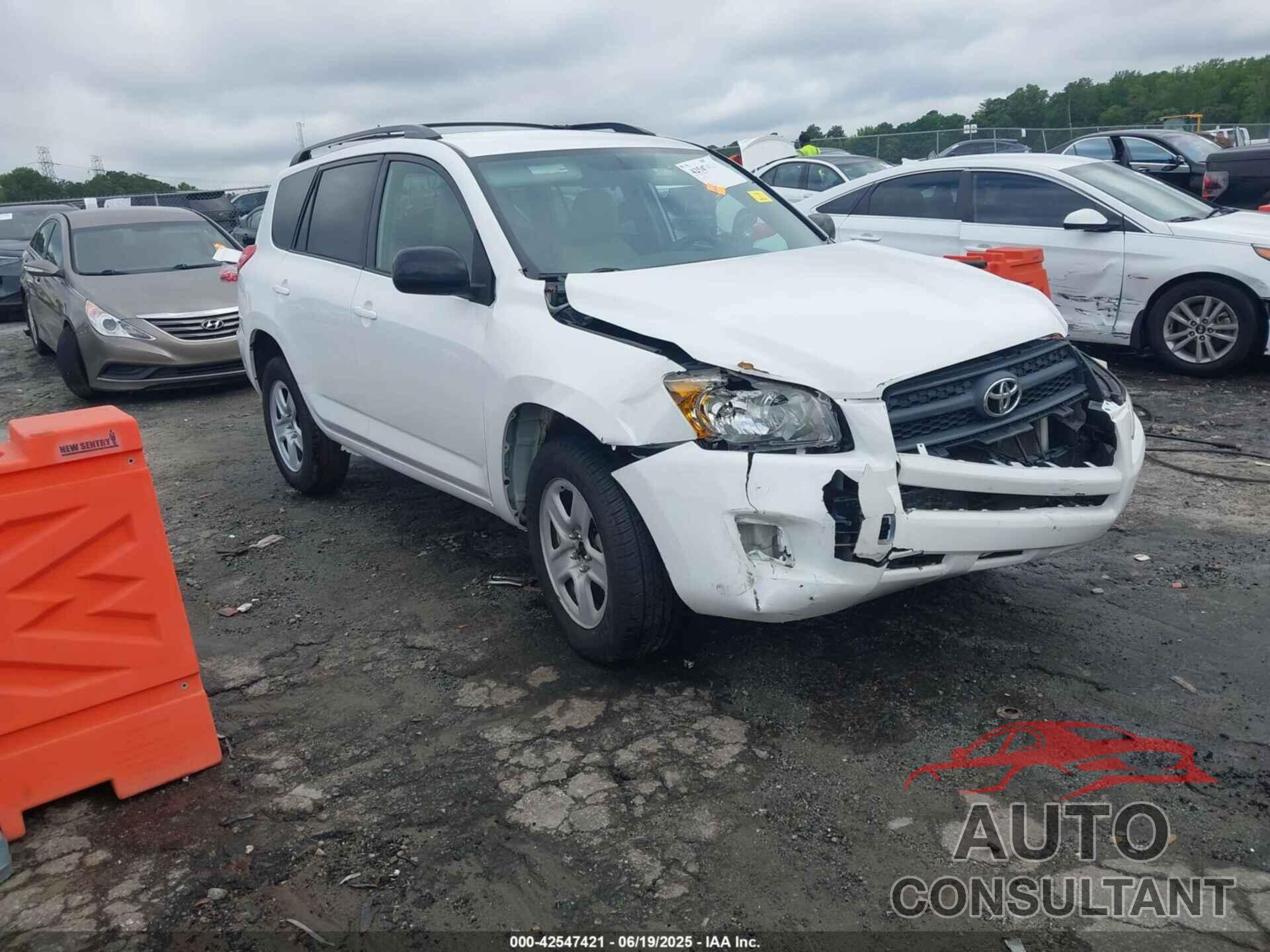 TOYOTA RAV4 2012 - 2T3ZF4DV3CW121351