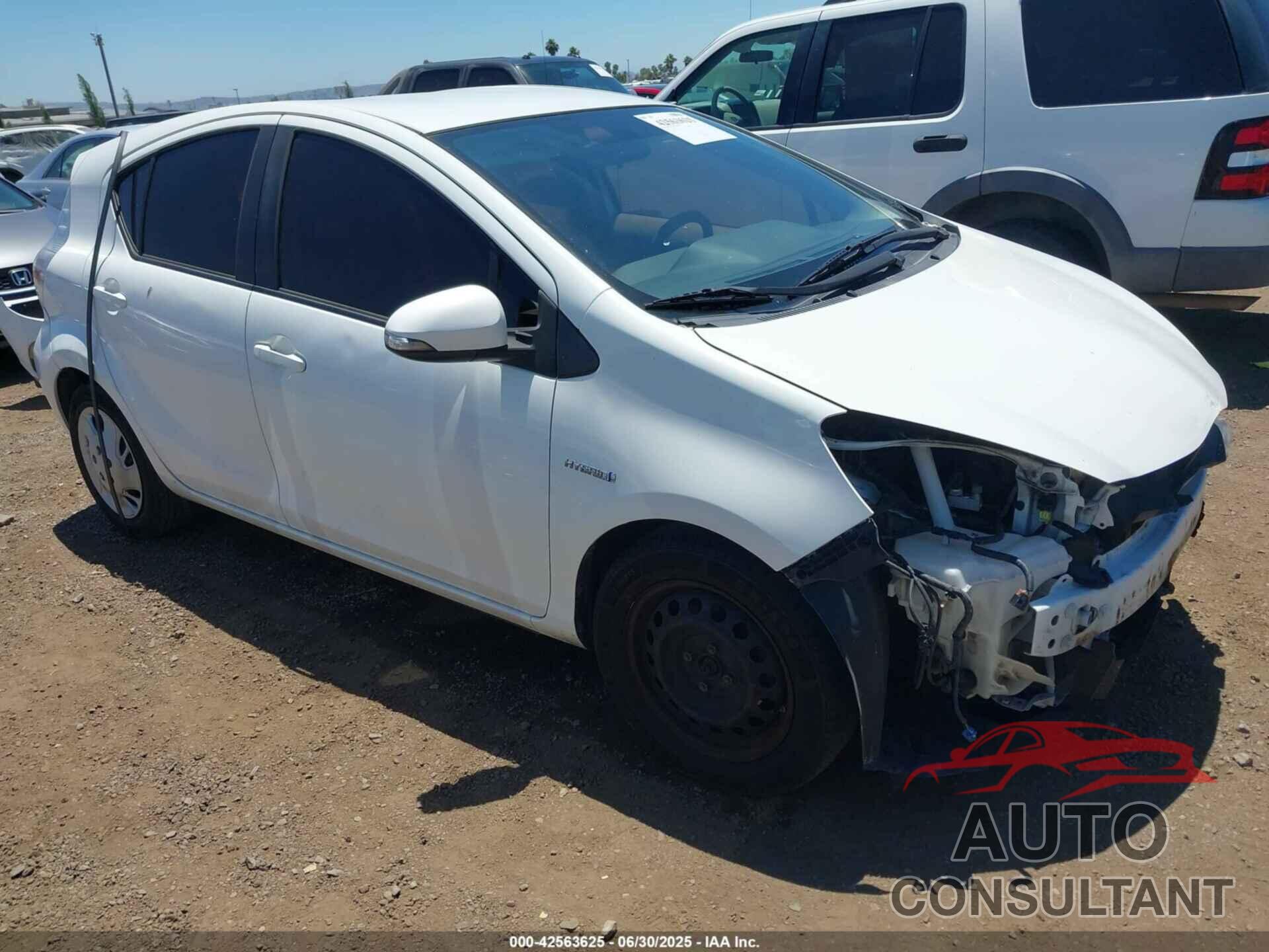 TOYOTA PRIUS C 2013 - JTDKDTB38D1039456