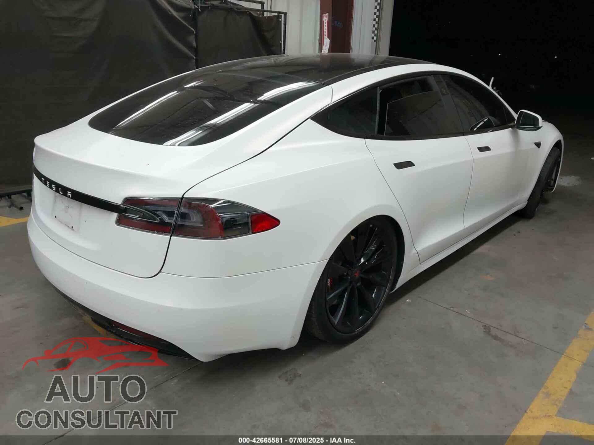TESLA MODEL S 2017 - 5YJSA1E2XHF224671