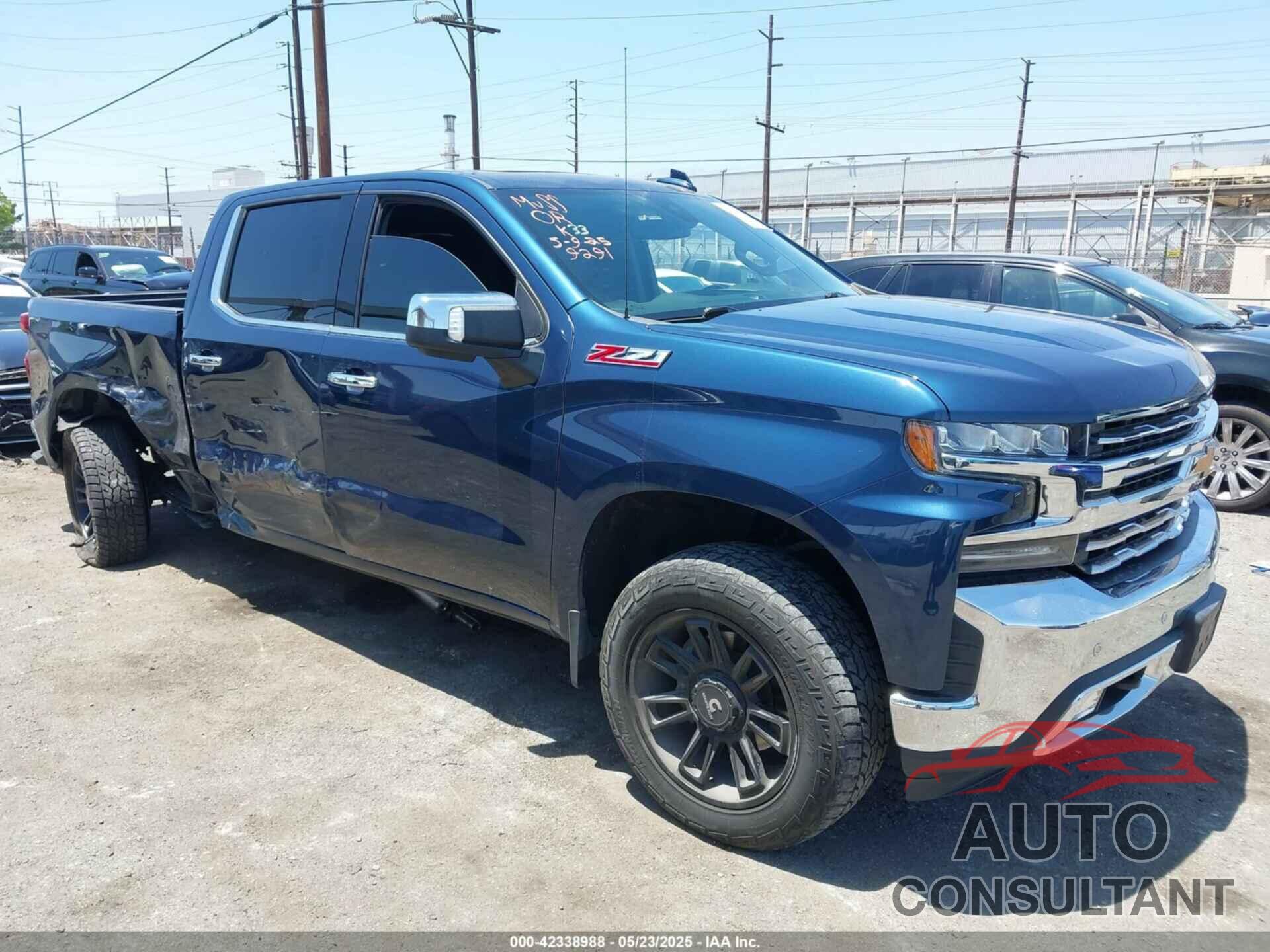 CHEVROLET SILVERADO 1500 2021 - 3GCUYGEDXMG429291