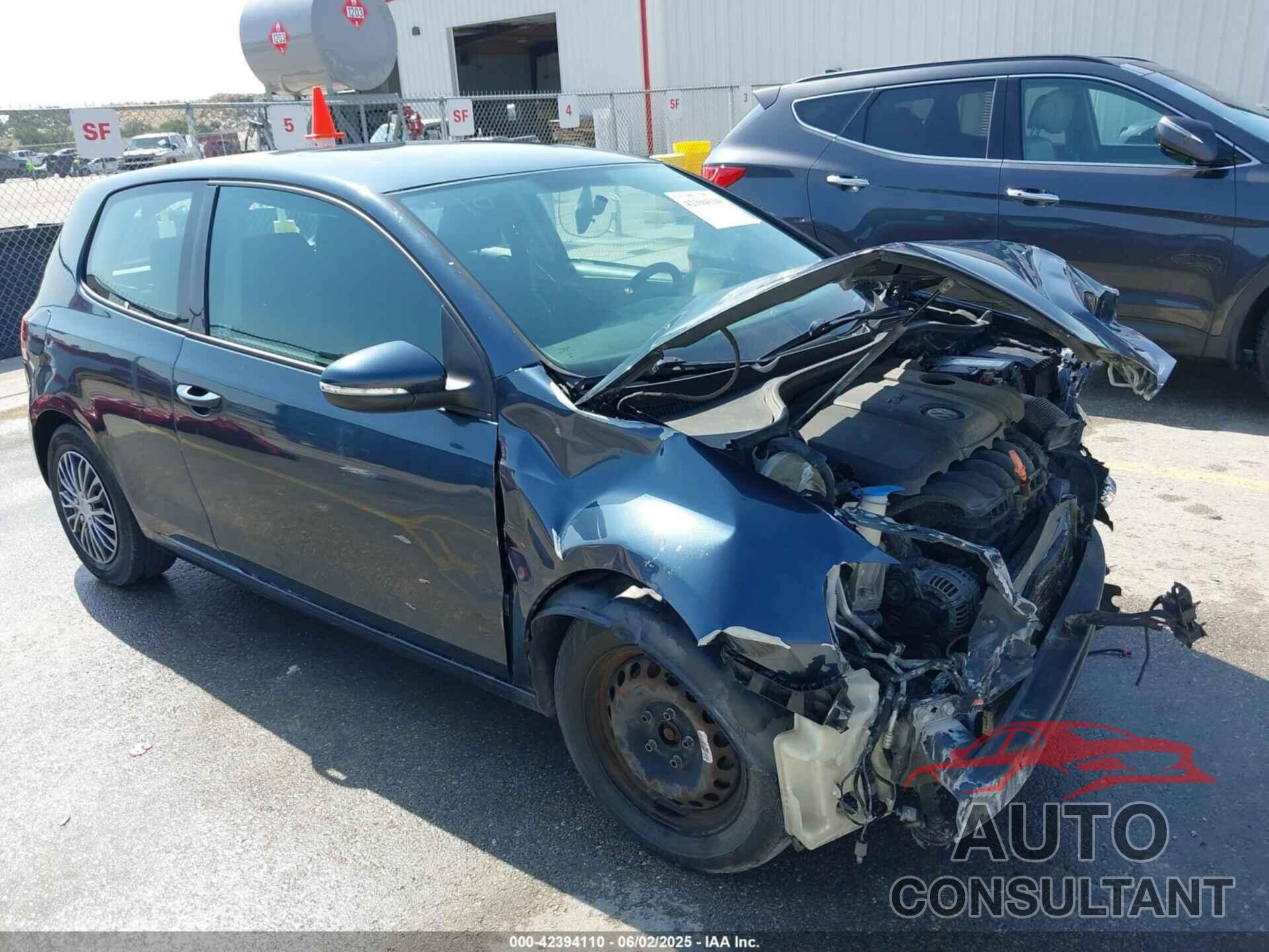 VOLKSWAGEN GOLF 2011 - WVWBB7AJ7BW016456