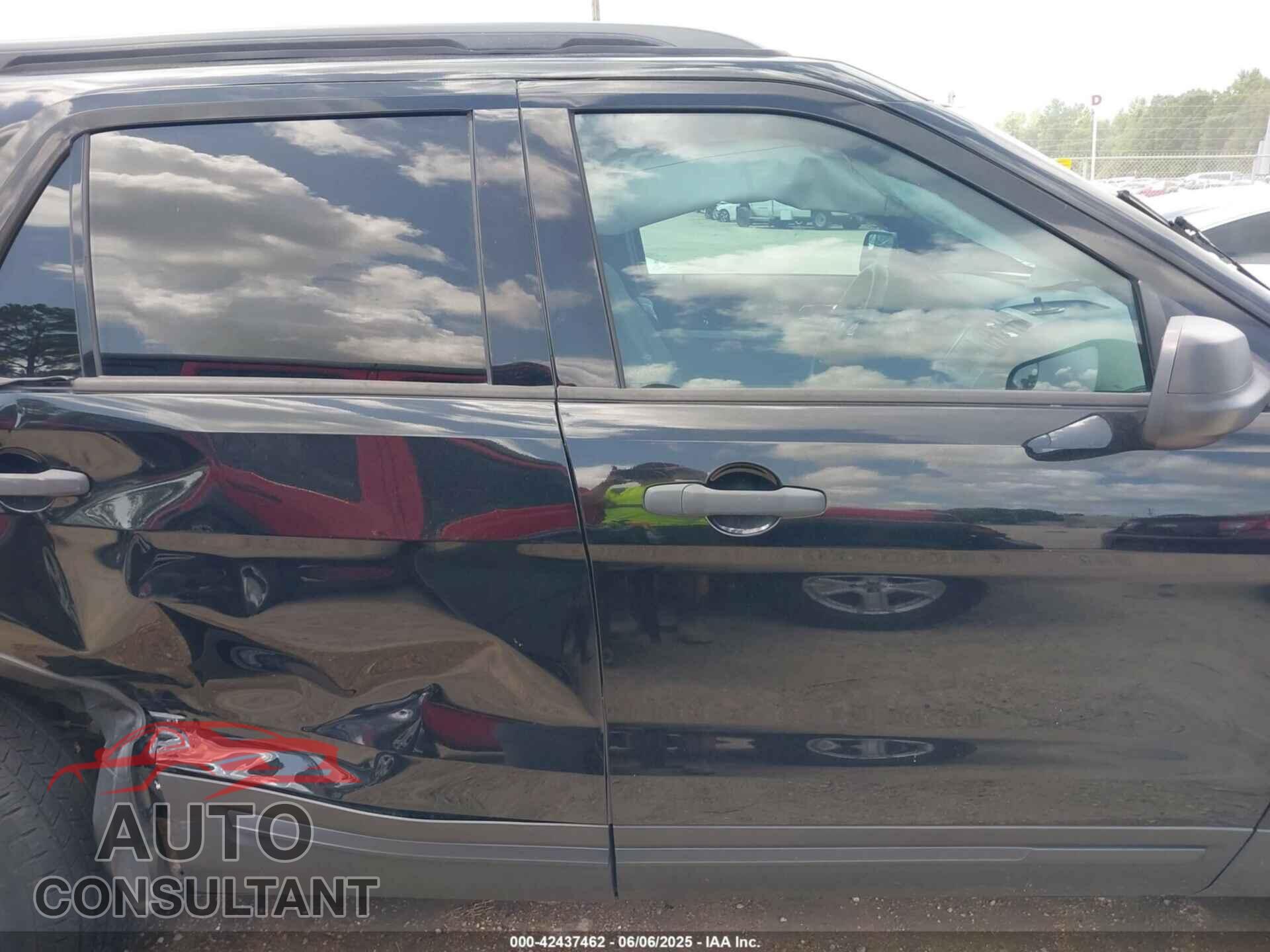 FORD EXPLORER 2018 - 1FM5K7B8XJGB26706