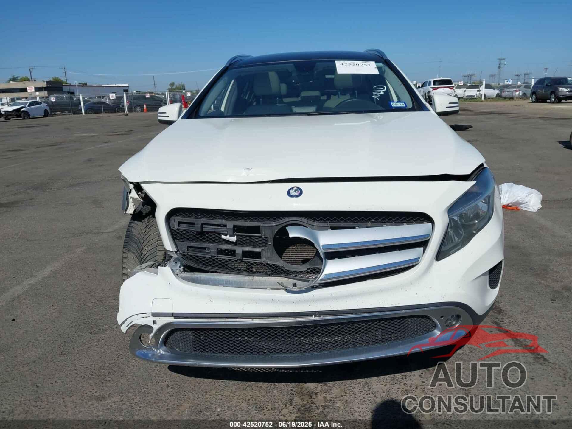 MERCEDES-BENZ GLA 250 2015 - WDCTG4GB2FJ149546