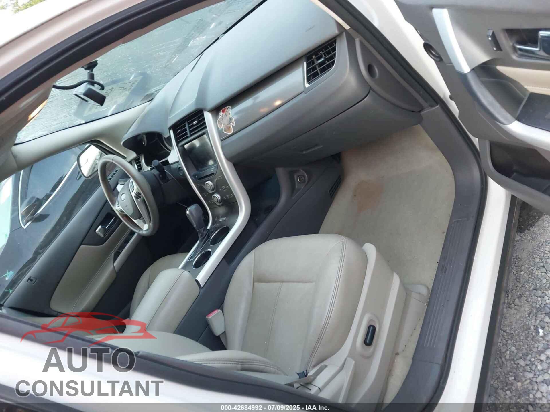 FORD EDGE 2011 - 2FMDK3JC8BBB68830
