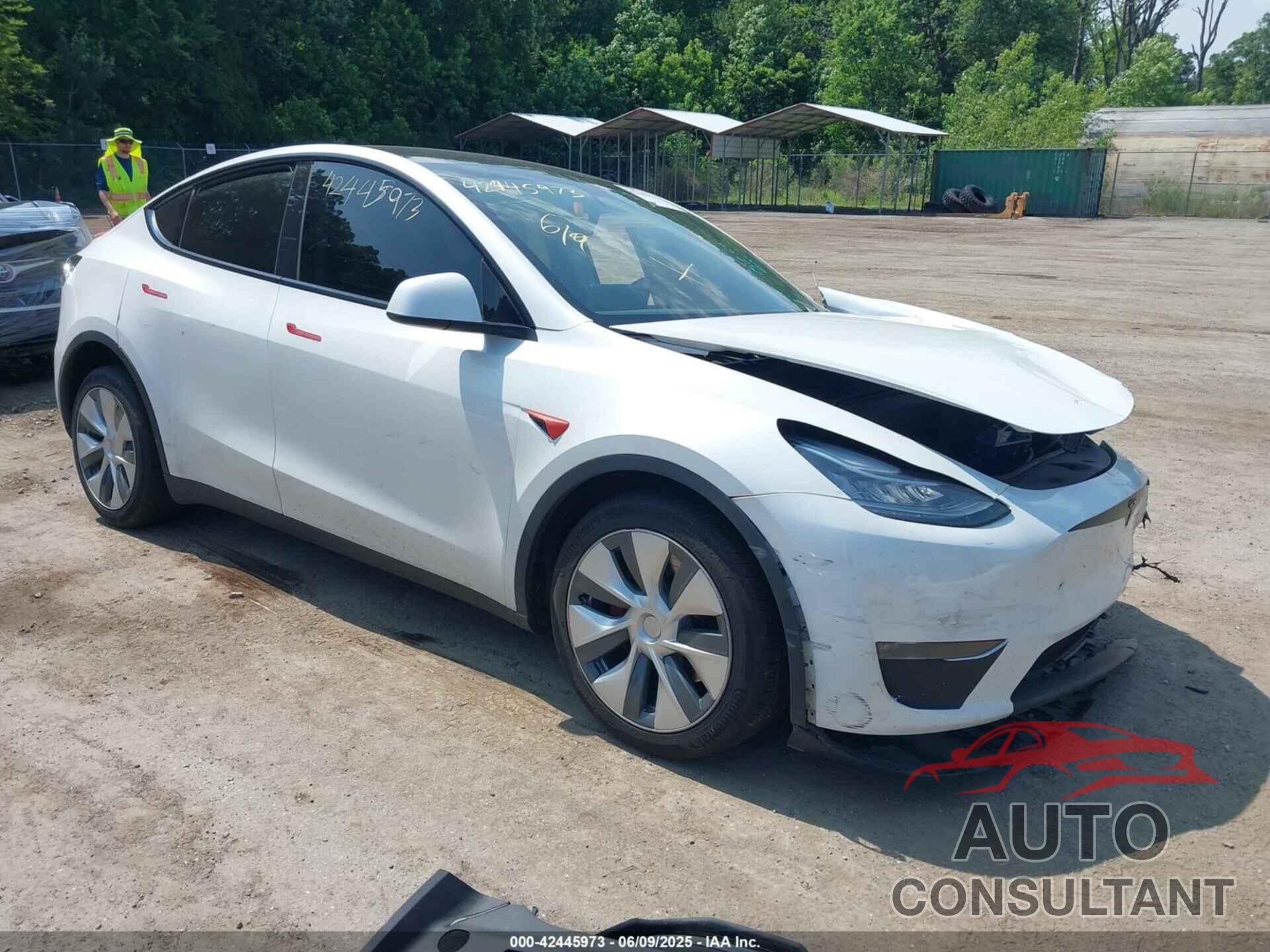 TESLA MODEL Y 2023 - 7SAYGDEE8PA121610