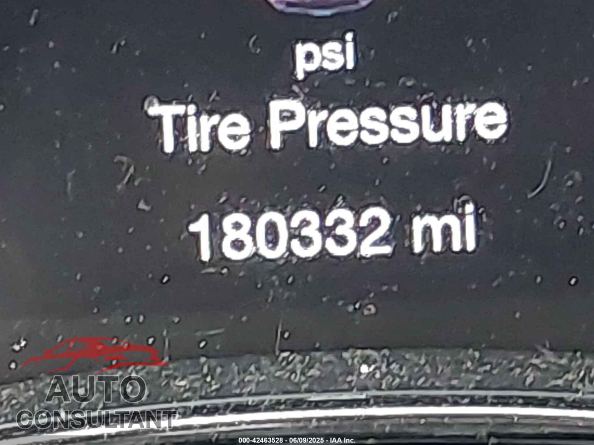 DODGE DURANGO 2018 - 1C4SDJCT9JC443403
