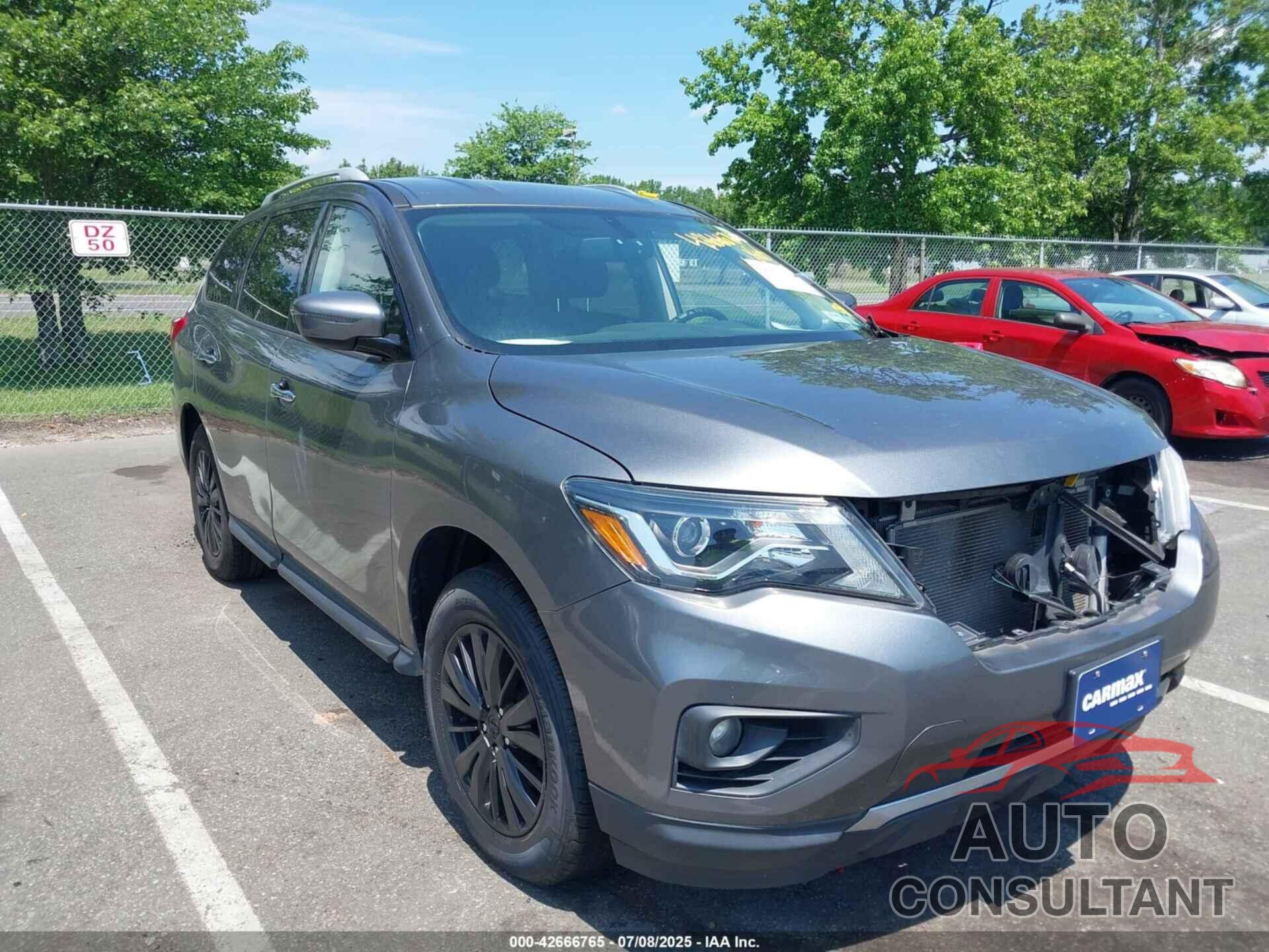NISSAN PATHFINDER 2018 - 5N1DR2MM8JC645166