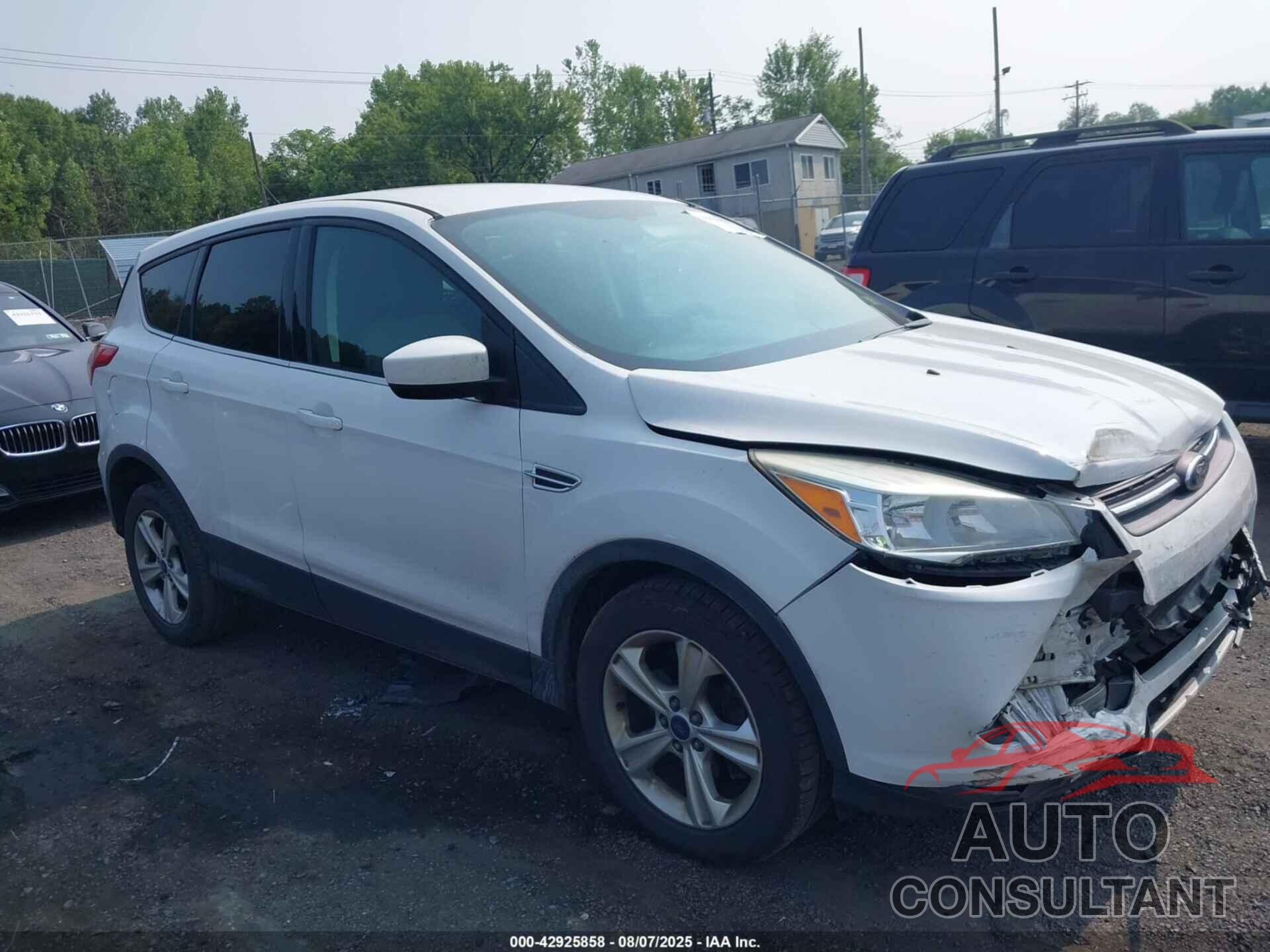 FORD ESCAPE 2015 - 1FMCU0G92FUB41557