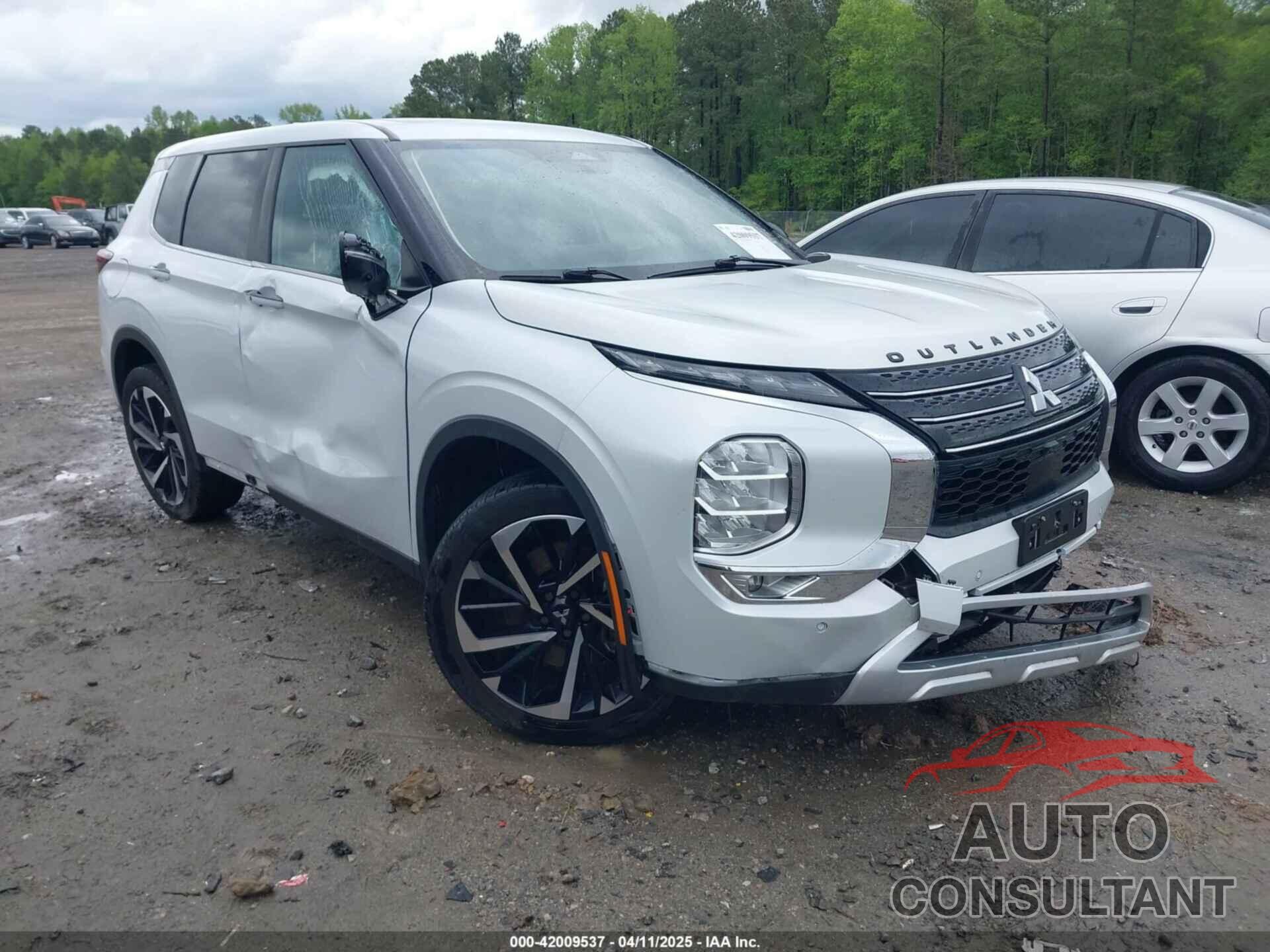 MITSUBISHI OUTLANDER 2022 - JA4J3UA86NZ013601