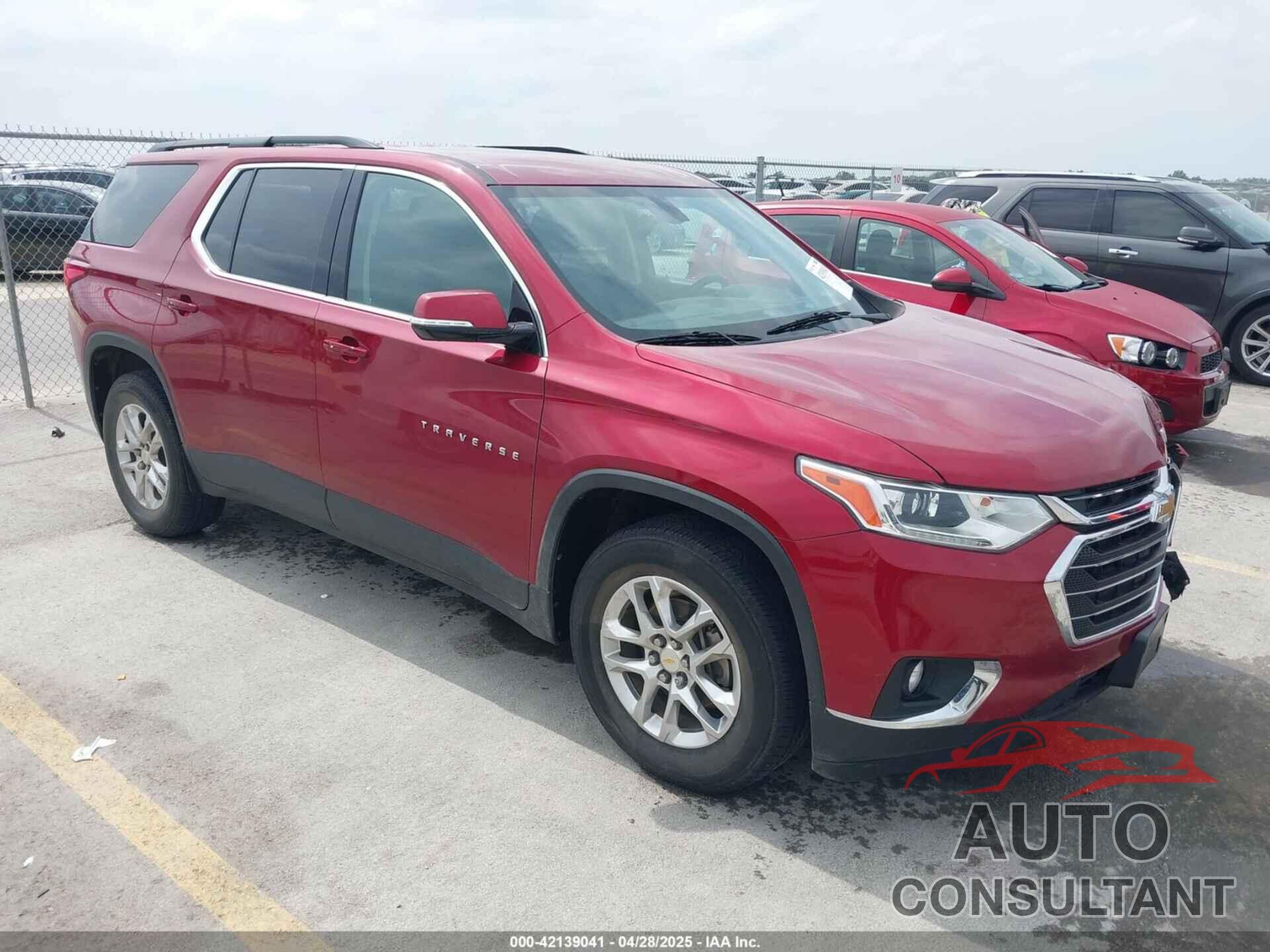CHEVROLET TRAVERSE 2019 - 1GNERGKW3KJ317815