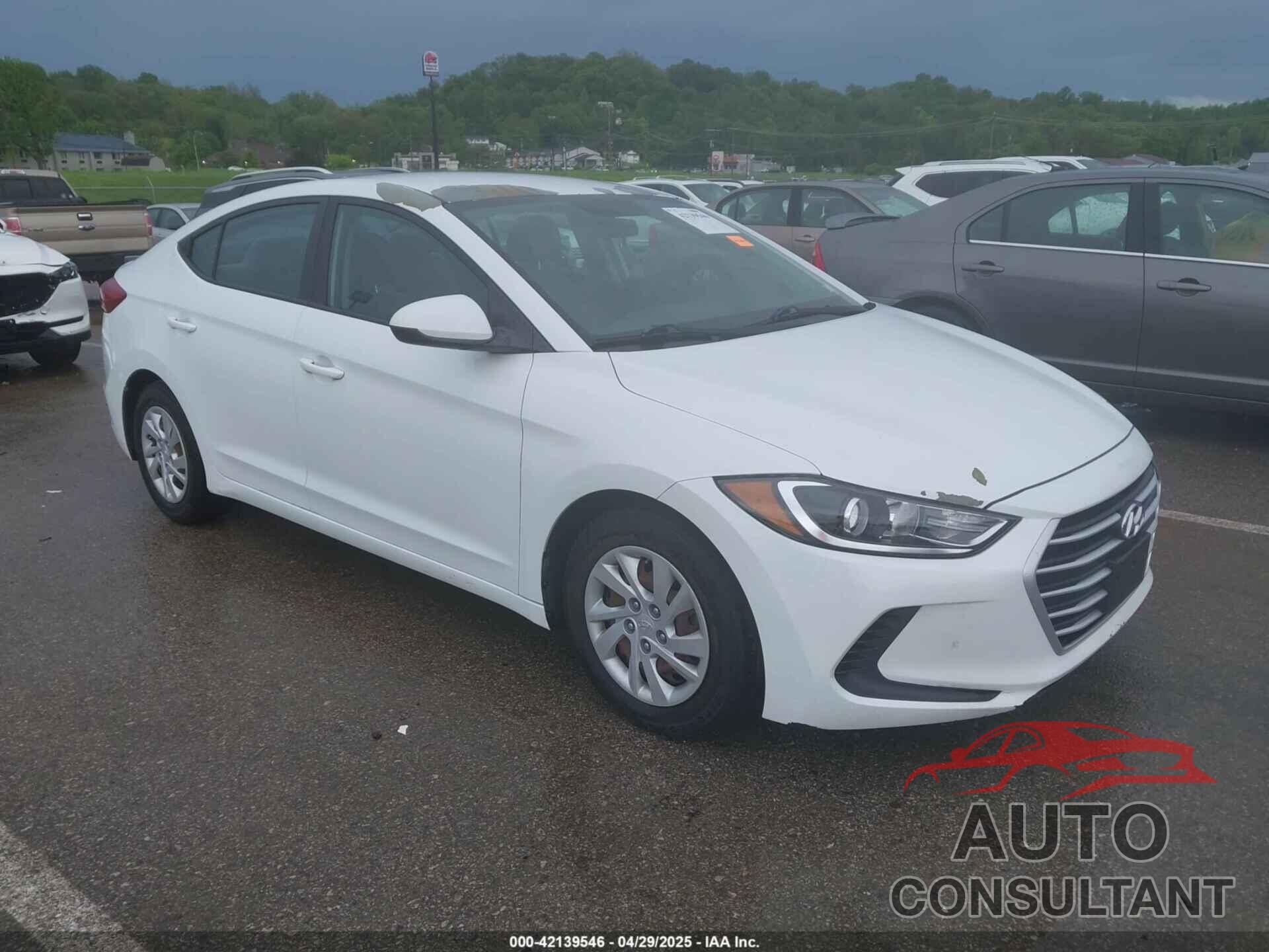 HYUNDAI ELANTRA 2017 - 5NPD74LF5HH176643