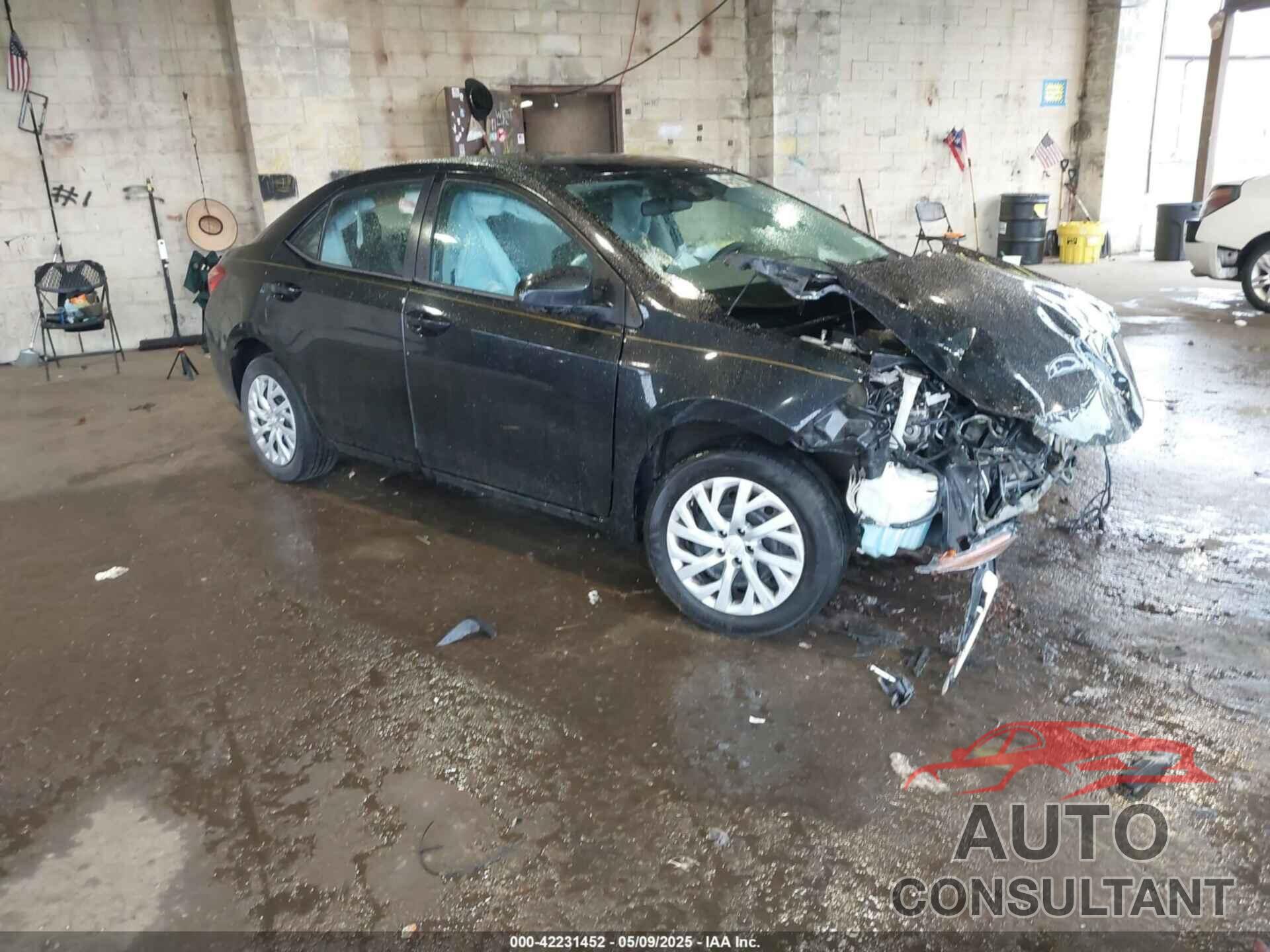 TOYOTA COROLLA 2017 - 2T1BURHEXHC825255