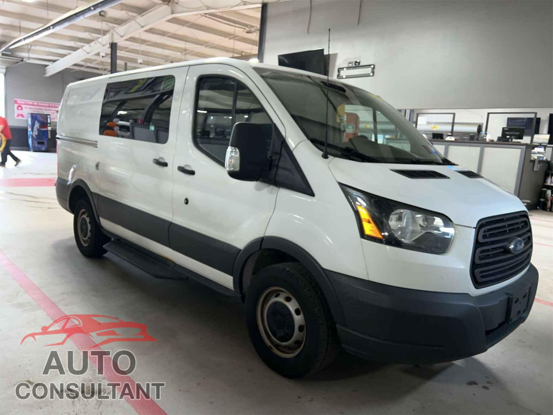 FORD TRANSIT 2018 - 1FTYR1YG5JKB23363