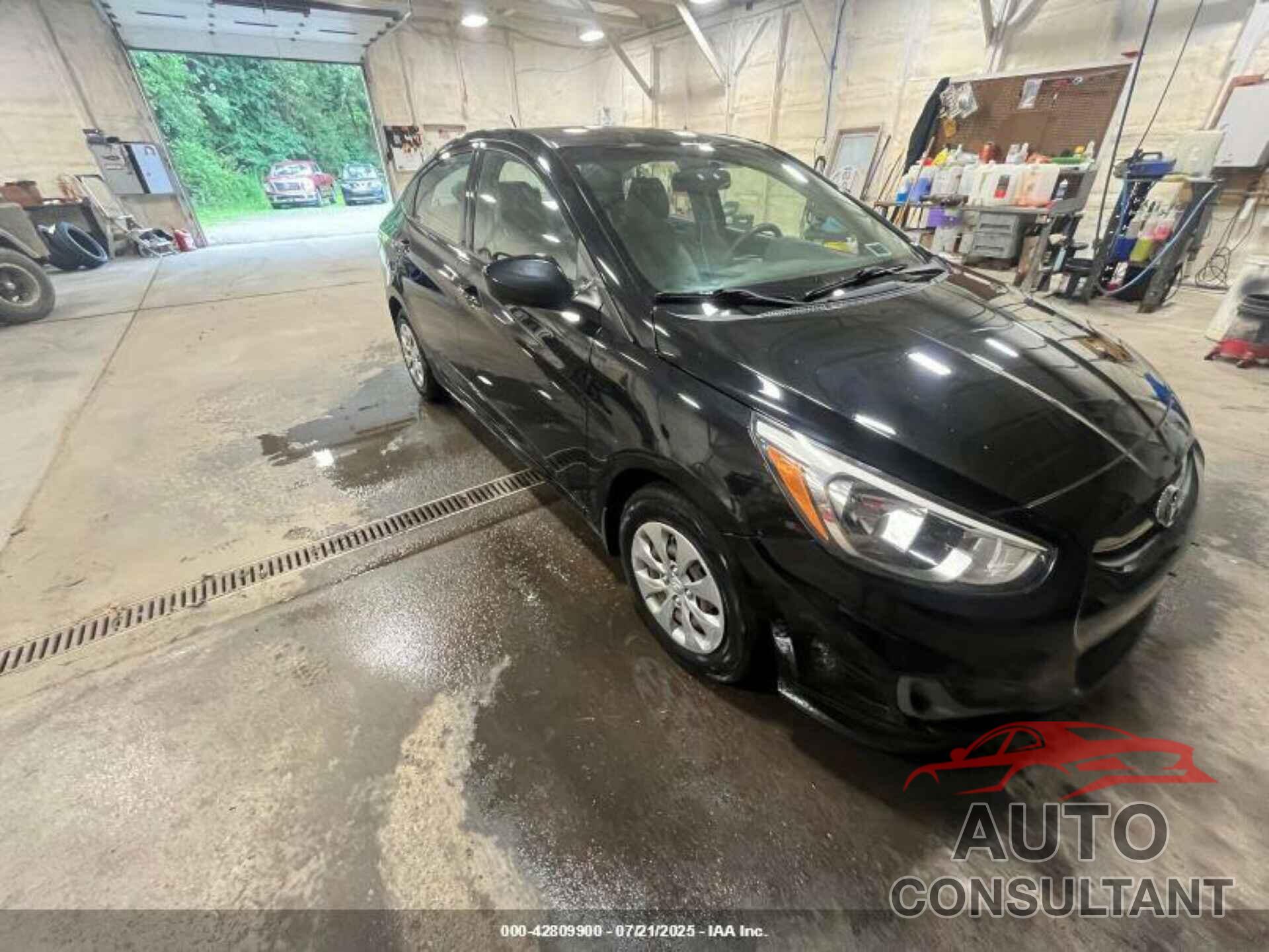 HYUNDAI ACCENT 2017 - KMHCT4AE6HU275801
