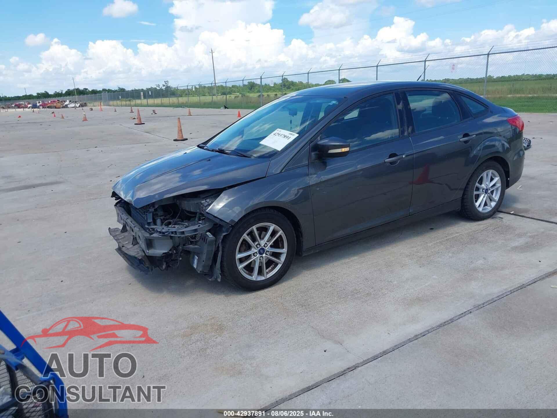 FORD FOCUS 2016 - 1FADP3F25GL360905