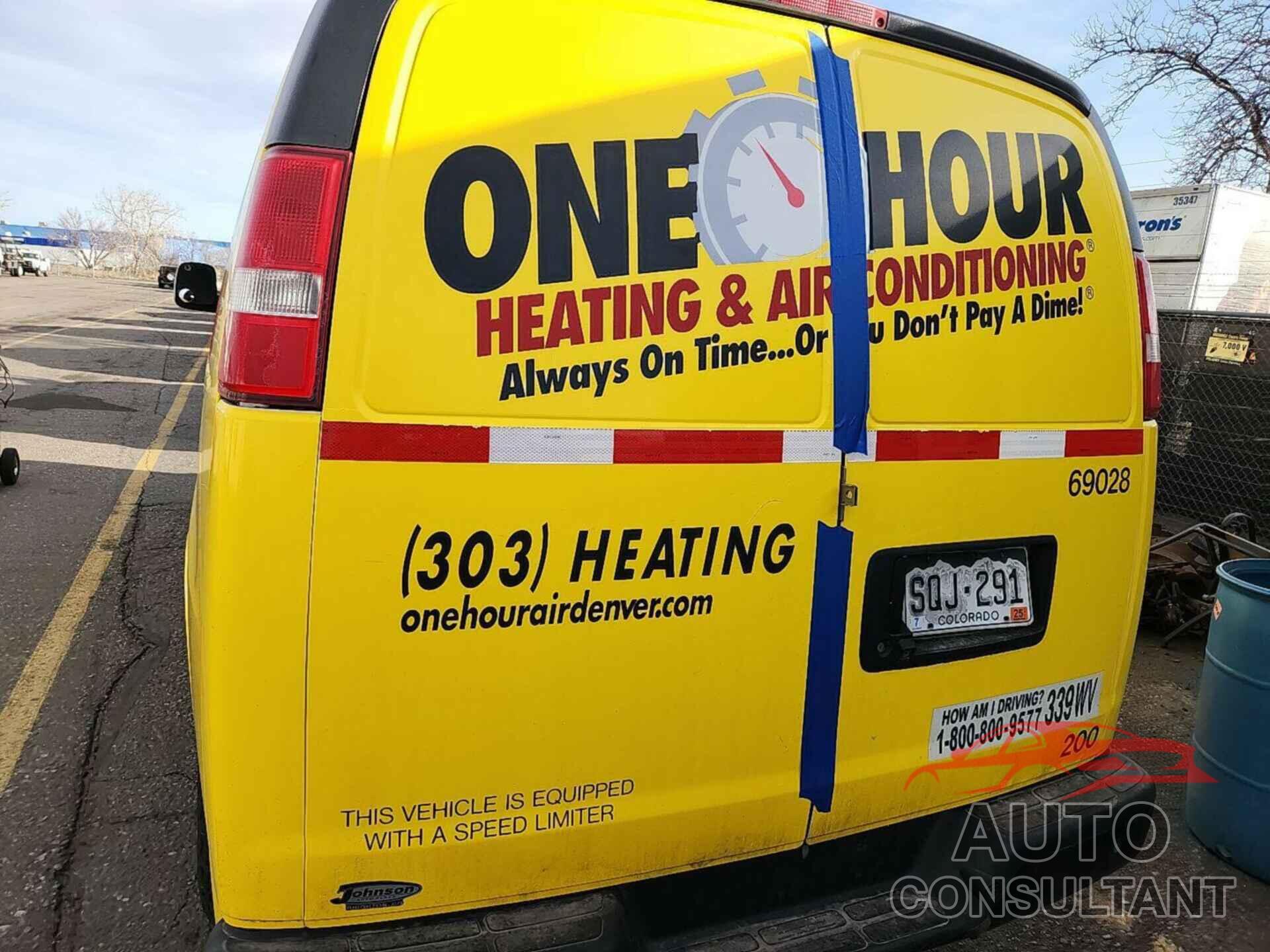 CHEVROLET EXPRESS G2500 2016 - 1GCWGAFF9G1297636