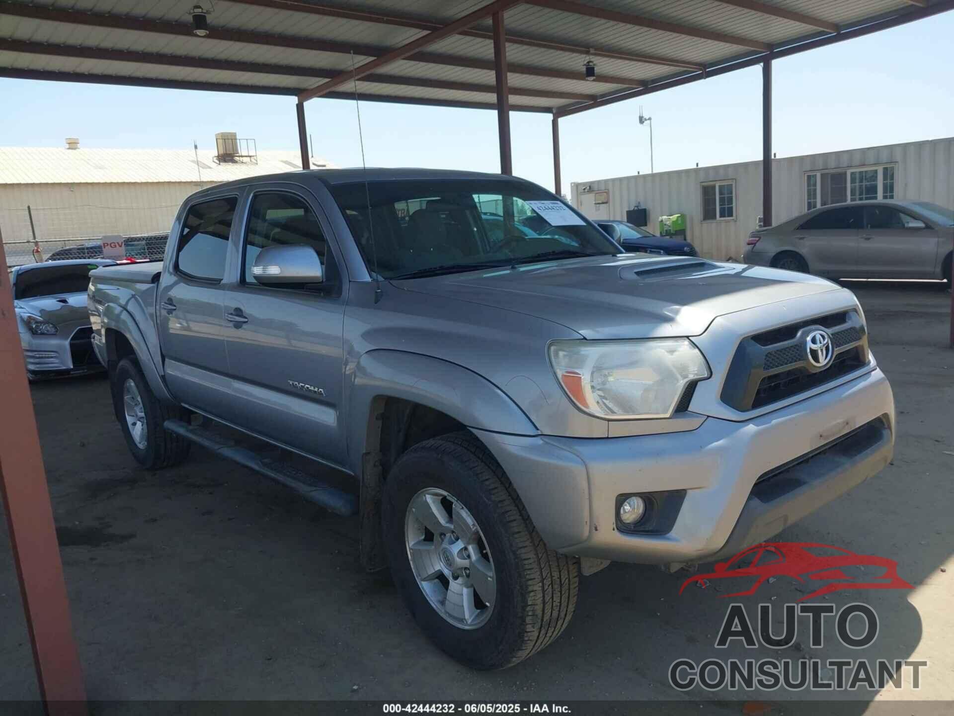 TOYOTA TACOMA 2015 - 3TMJU4GN7FM176826