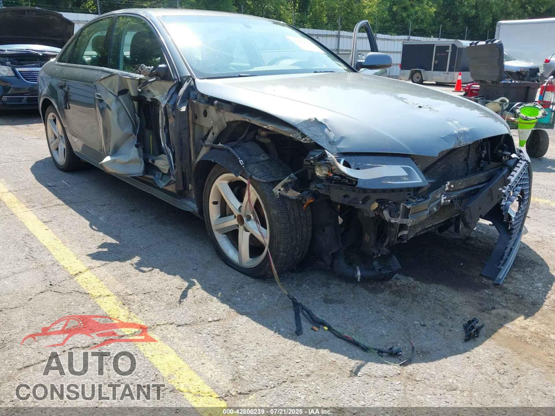 AUDI A4 2012 - WAUFFAFL3CN020943