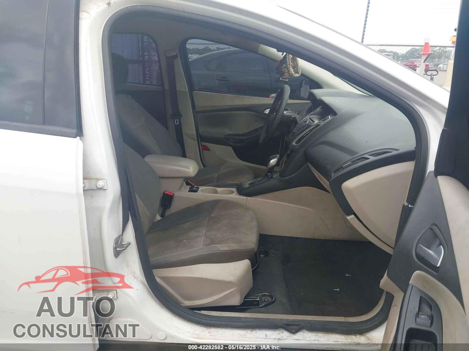 FORD FOCUS 2014 - 1FADP3K29EL233545
