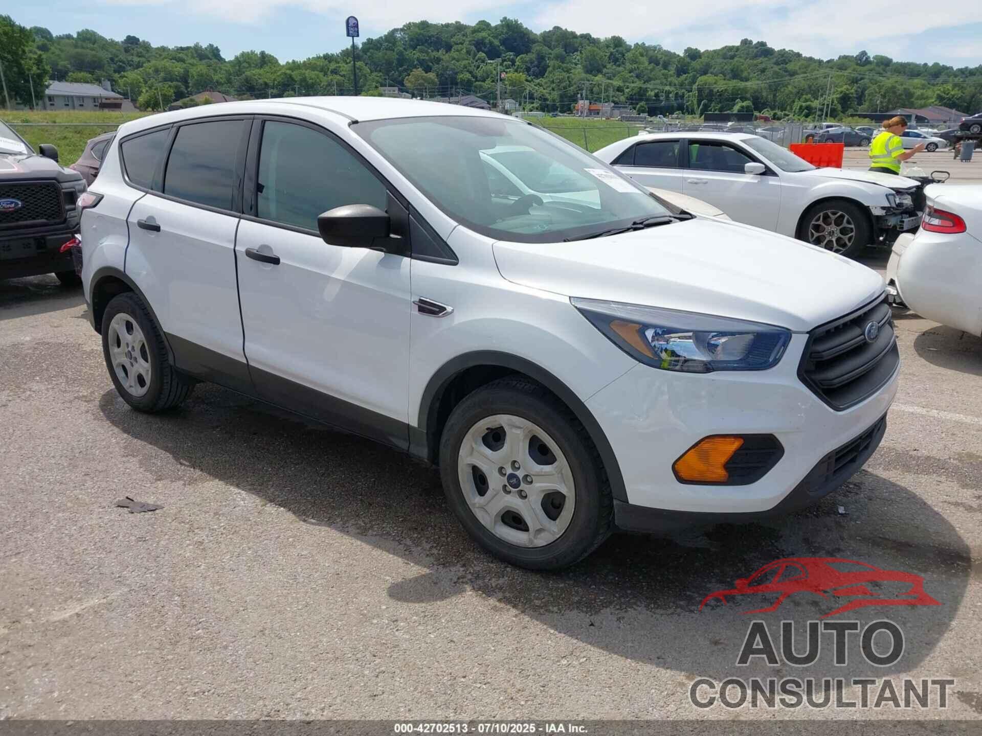 FORD ESCAPE 2018 - 1FMCU0F75JUA94274