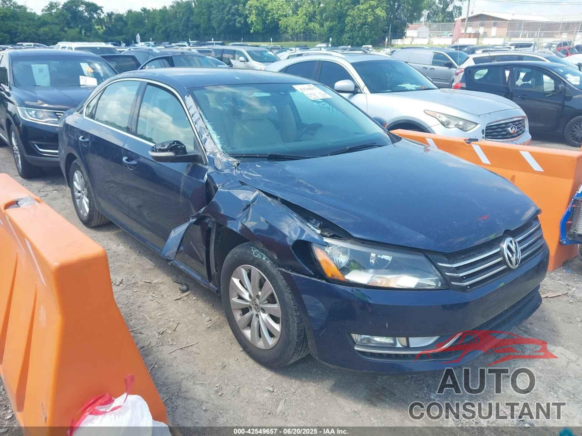 VOLKSWAGEN PASSAT 2015 - 1VWAS7A31FC077982
