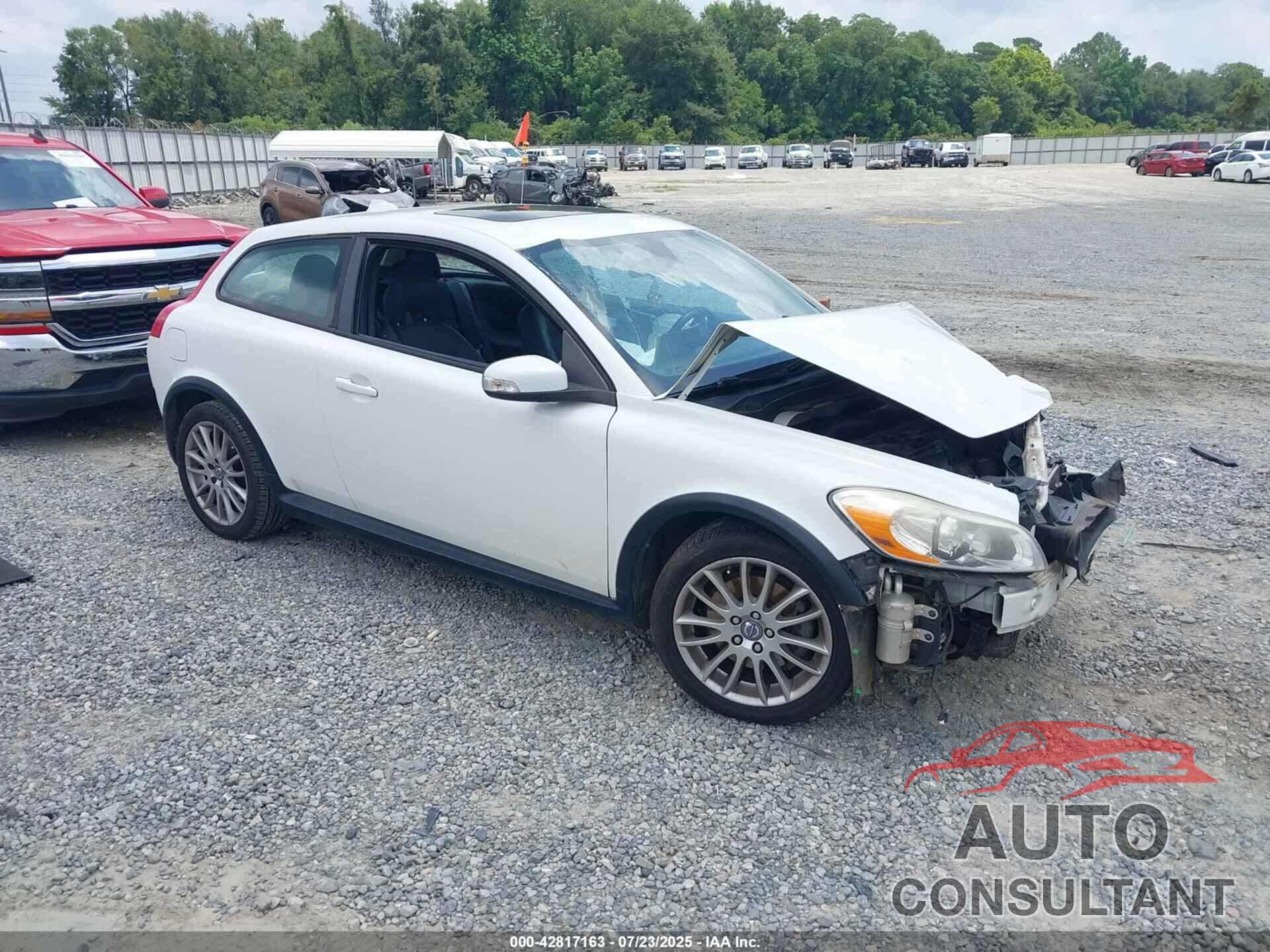 VOLVO C30 2011 - YV1672MK3B2210753