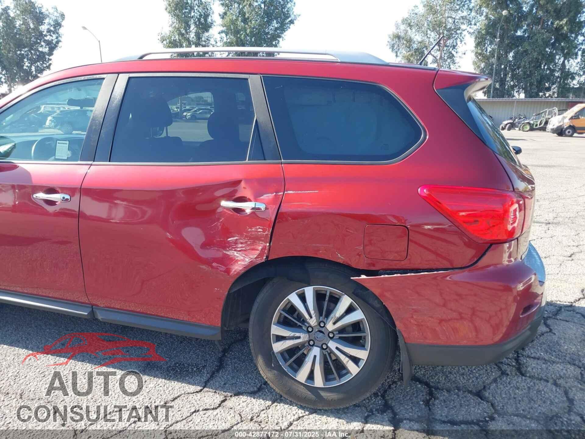NISSAN PATHFINDER 2017 - 5N1DR2MN4HC679642