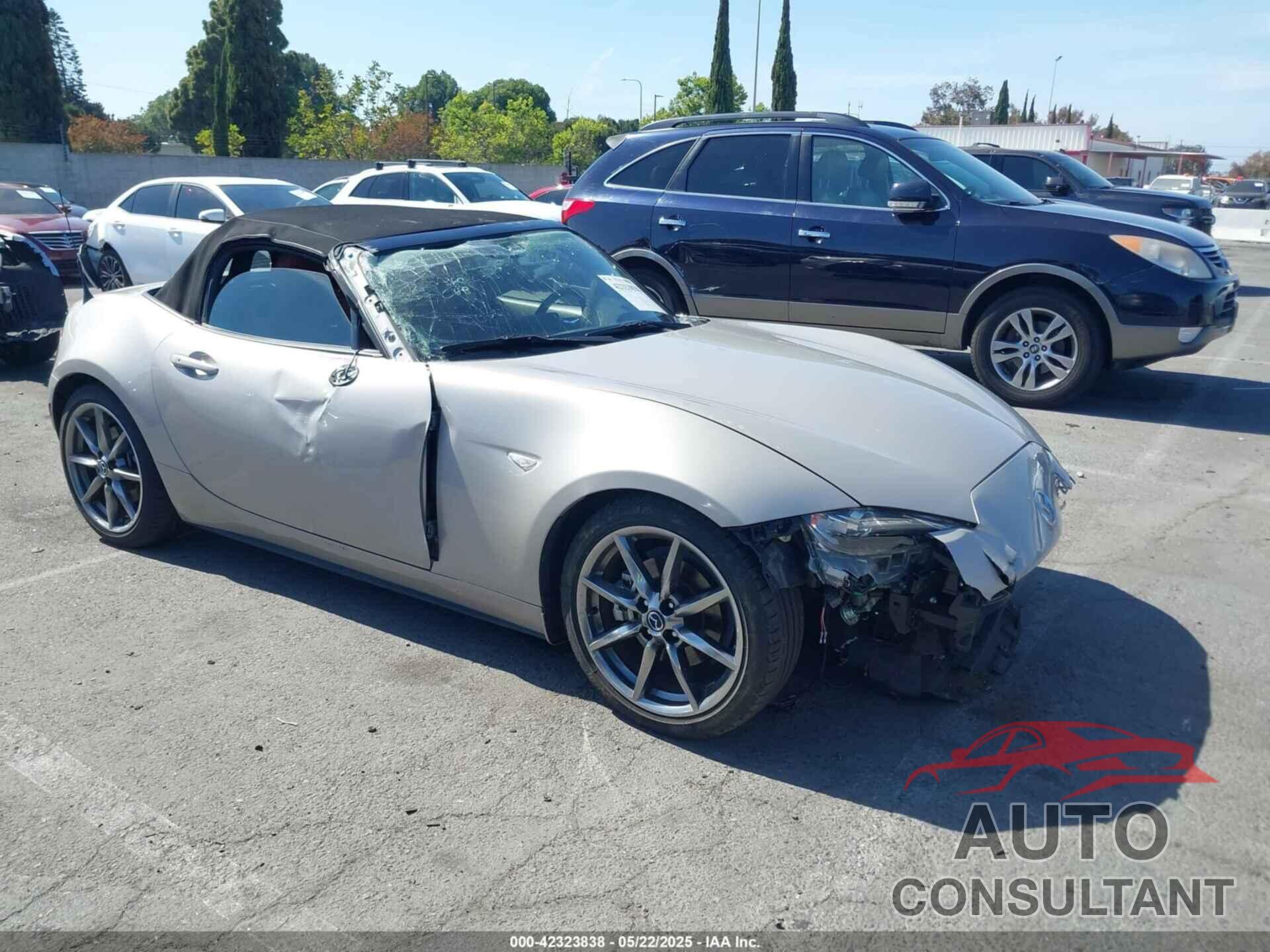MAZDA MX-5 MIATA 2022 - JM1NDAD74N0505814