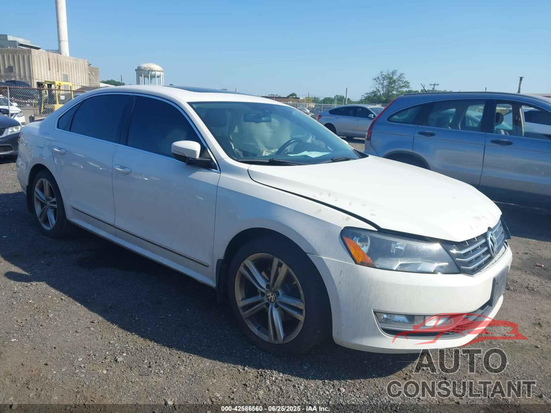 VOLKSWAGEN PASSAT 2015 - 1VWCV7A33FC057037