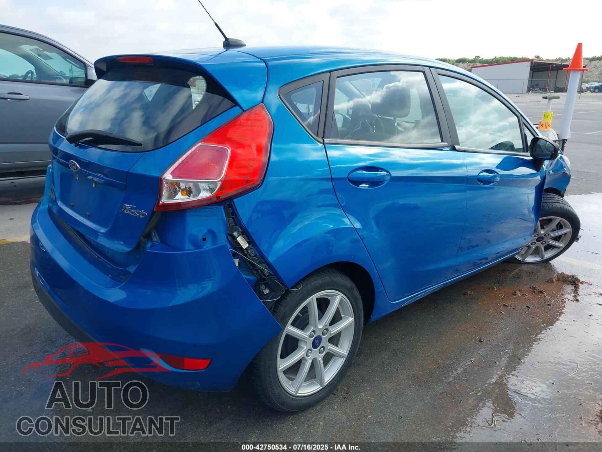 FORD FIESTA 2017 - 3FADP4EJ7HM156038