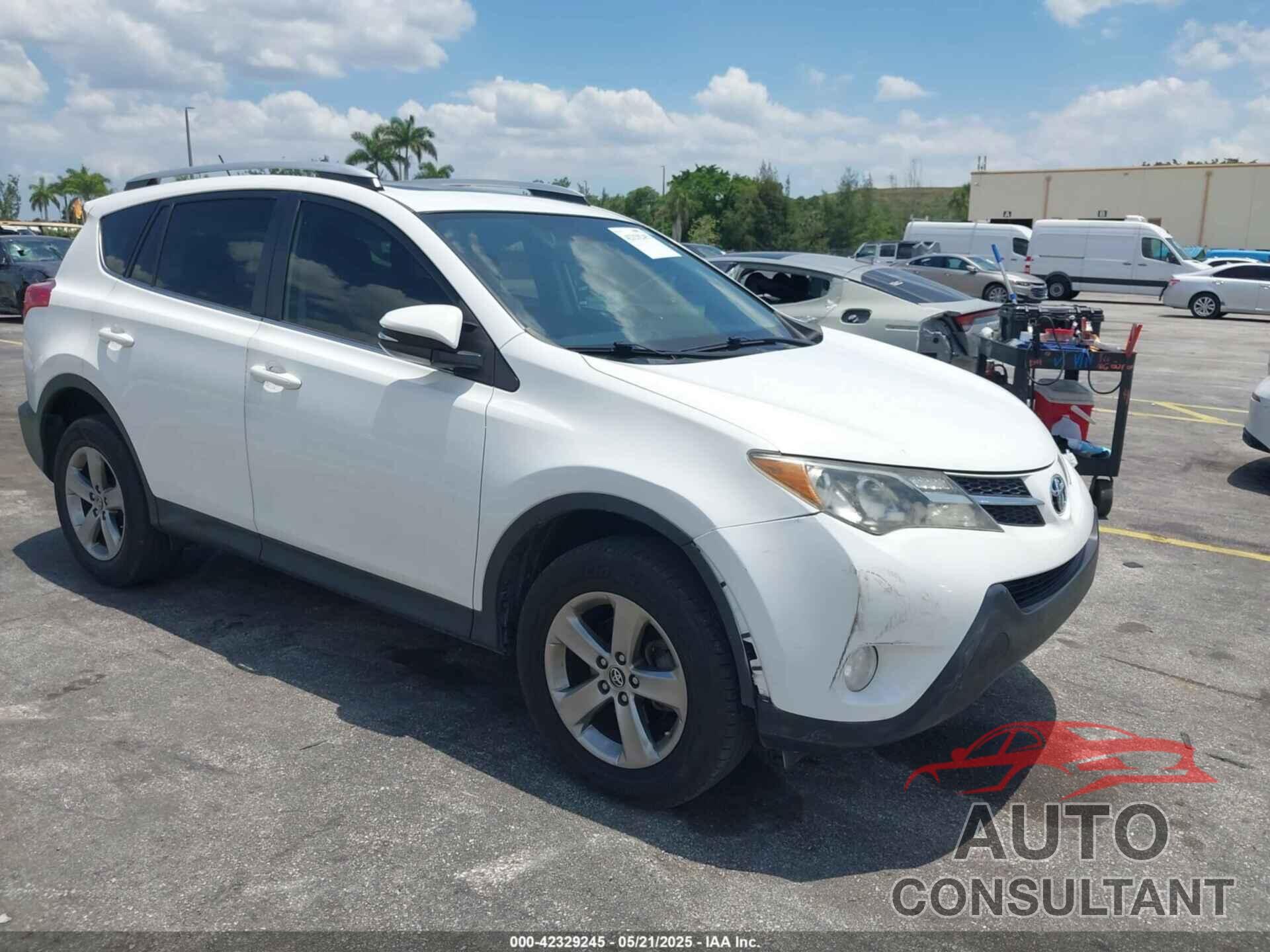 TOYOTA RAV4 2015 - JTMWFREV5FD057765